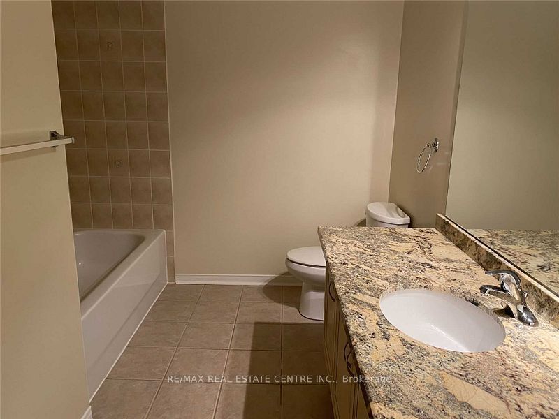52 Lebovic Drive Property Photo 15