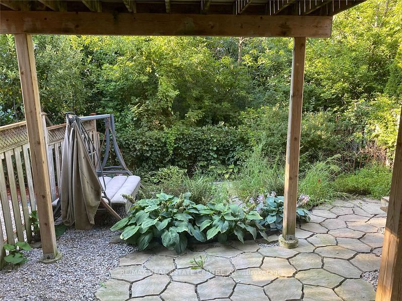 52 Lebovic Drive Property Photo 19