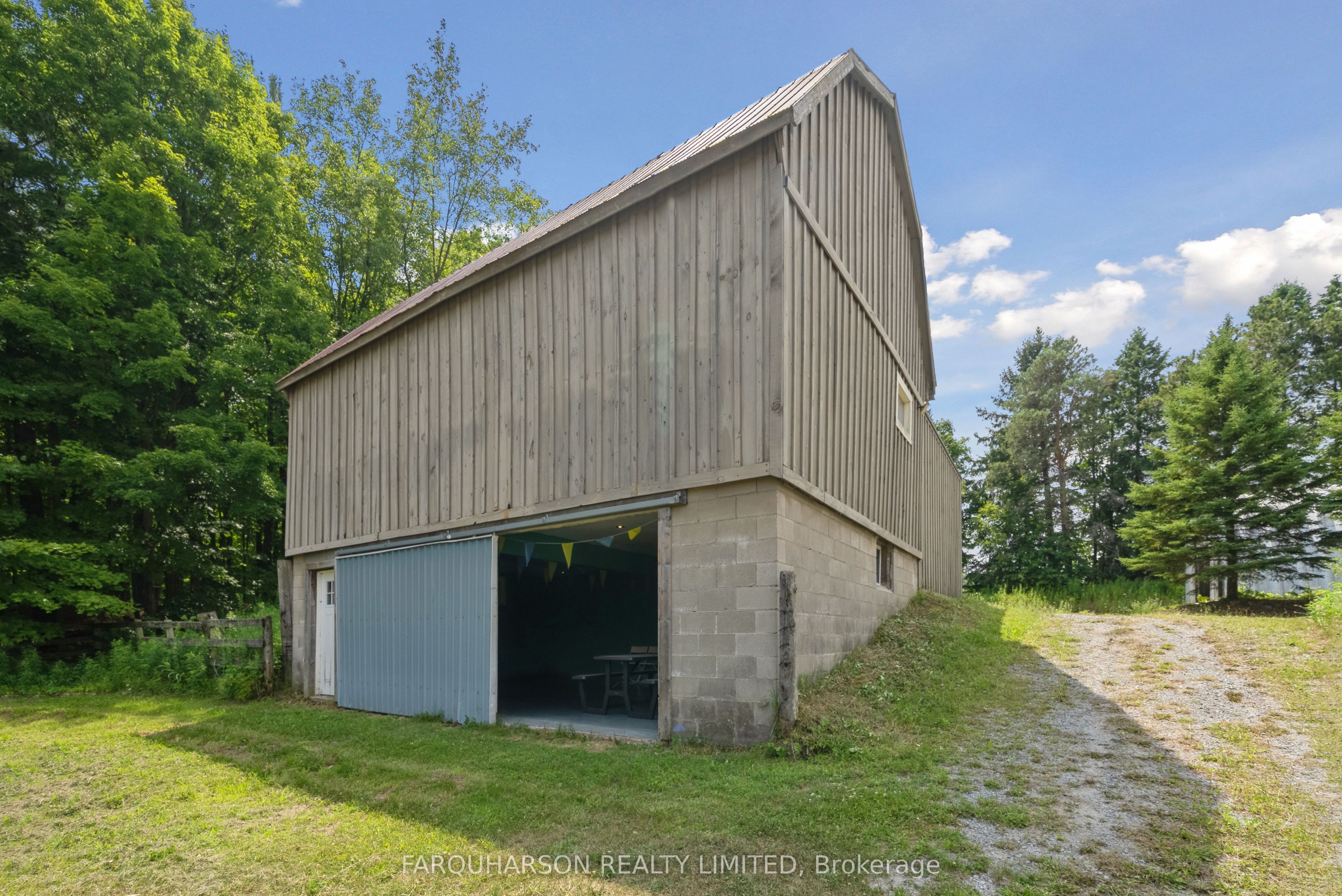 729 Reid Road Property Photo 33
