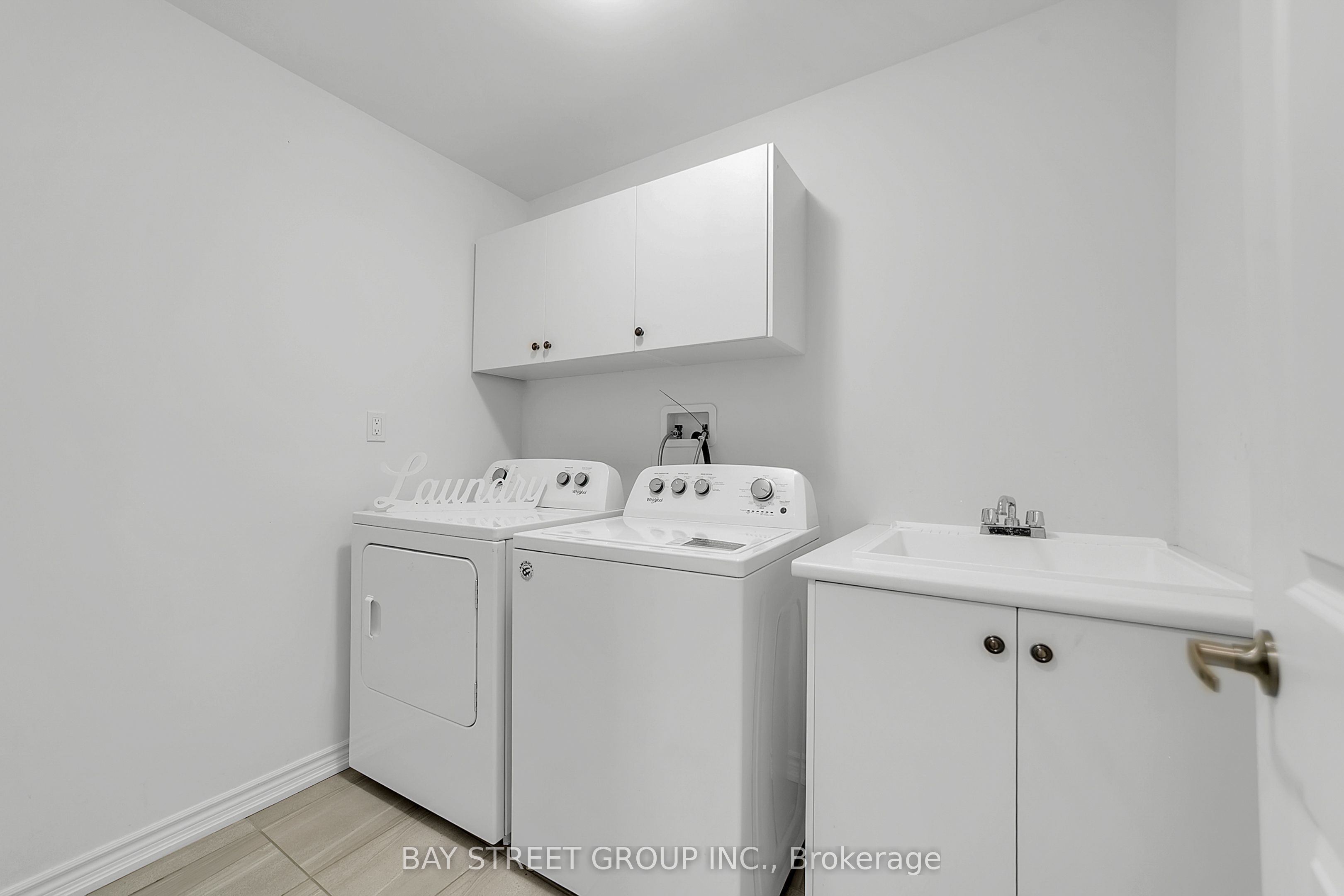 6 Westlake Cres Property Photo 26