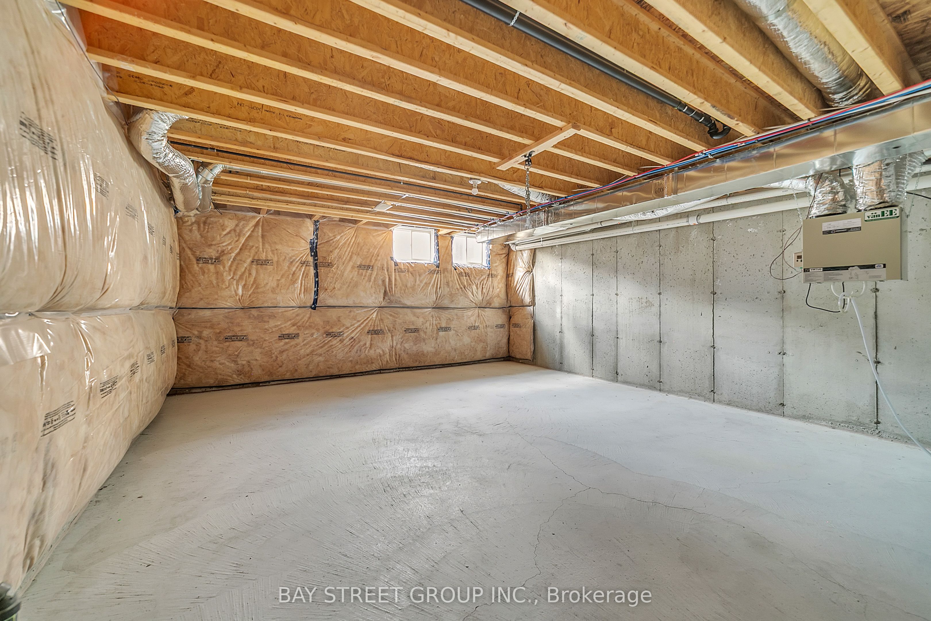 6 Westlake Cres Property Photo 27