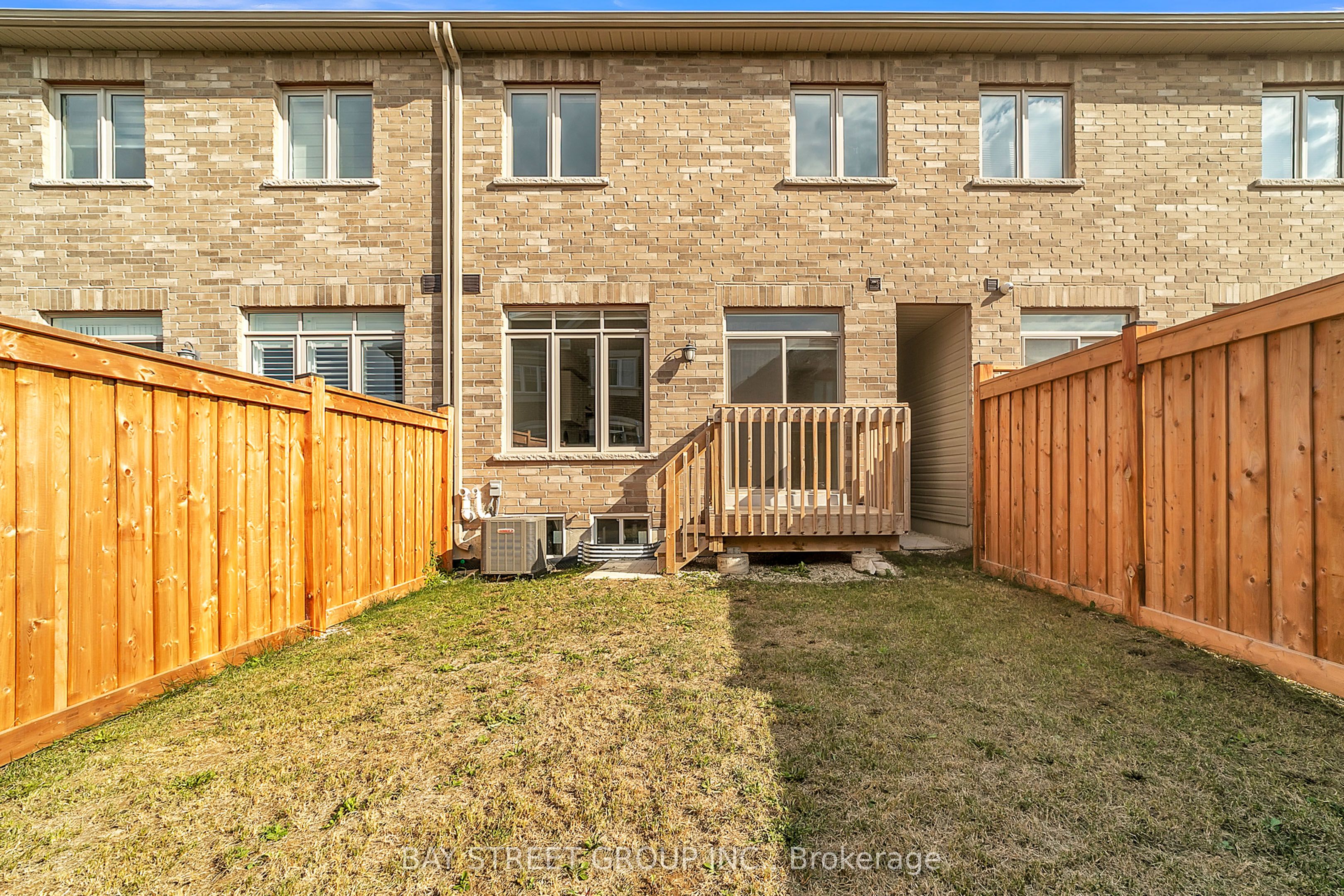 6 Westlake Cres Property Photo 30