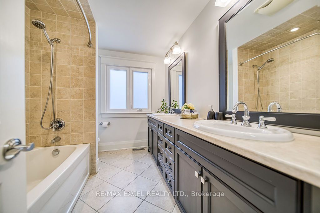 3 Delhi Cres Property Photo 33