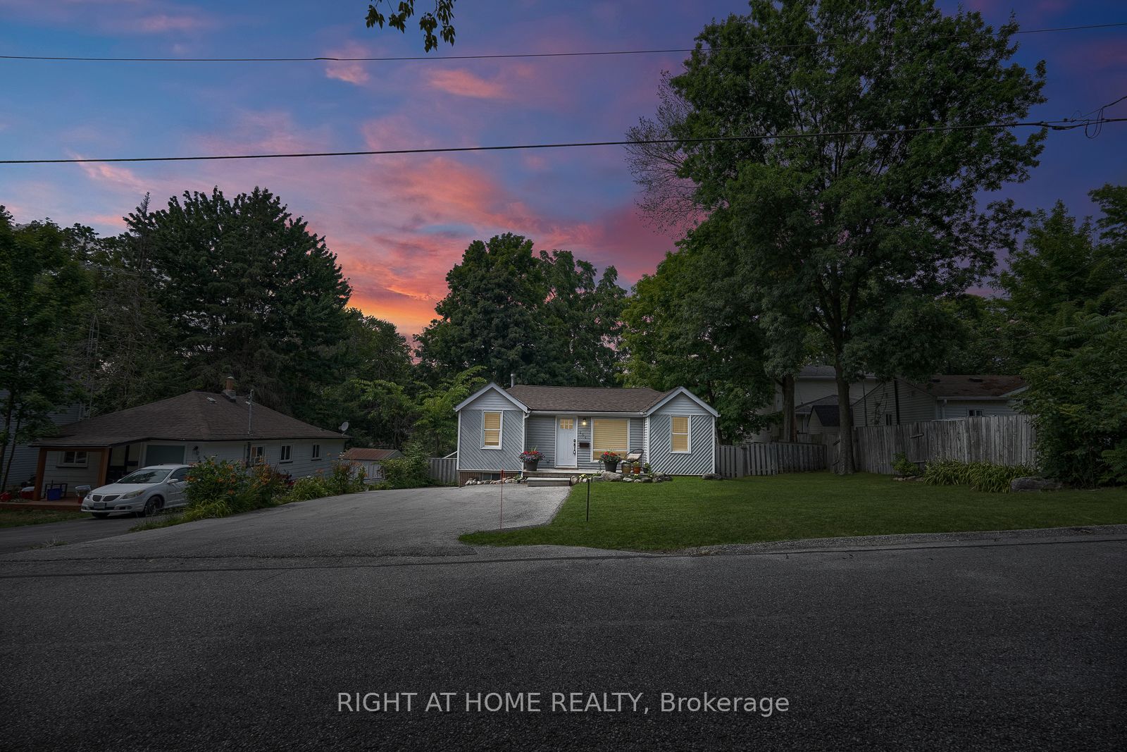 254 Parkwood Avenue Property Photo 29