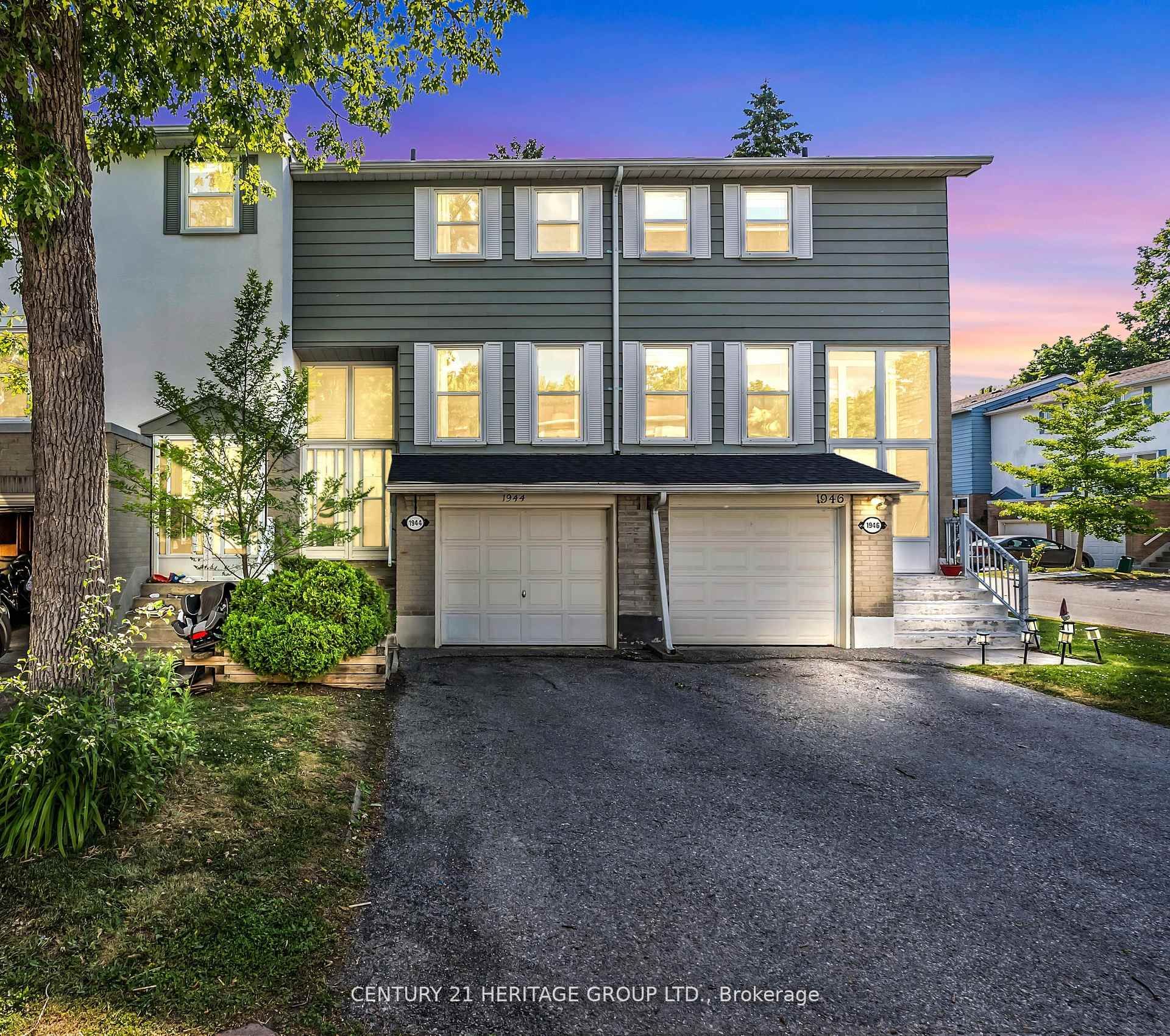 1944 John Street Property Photo 2