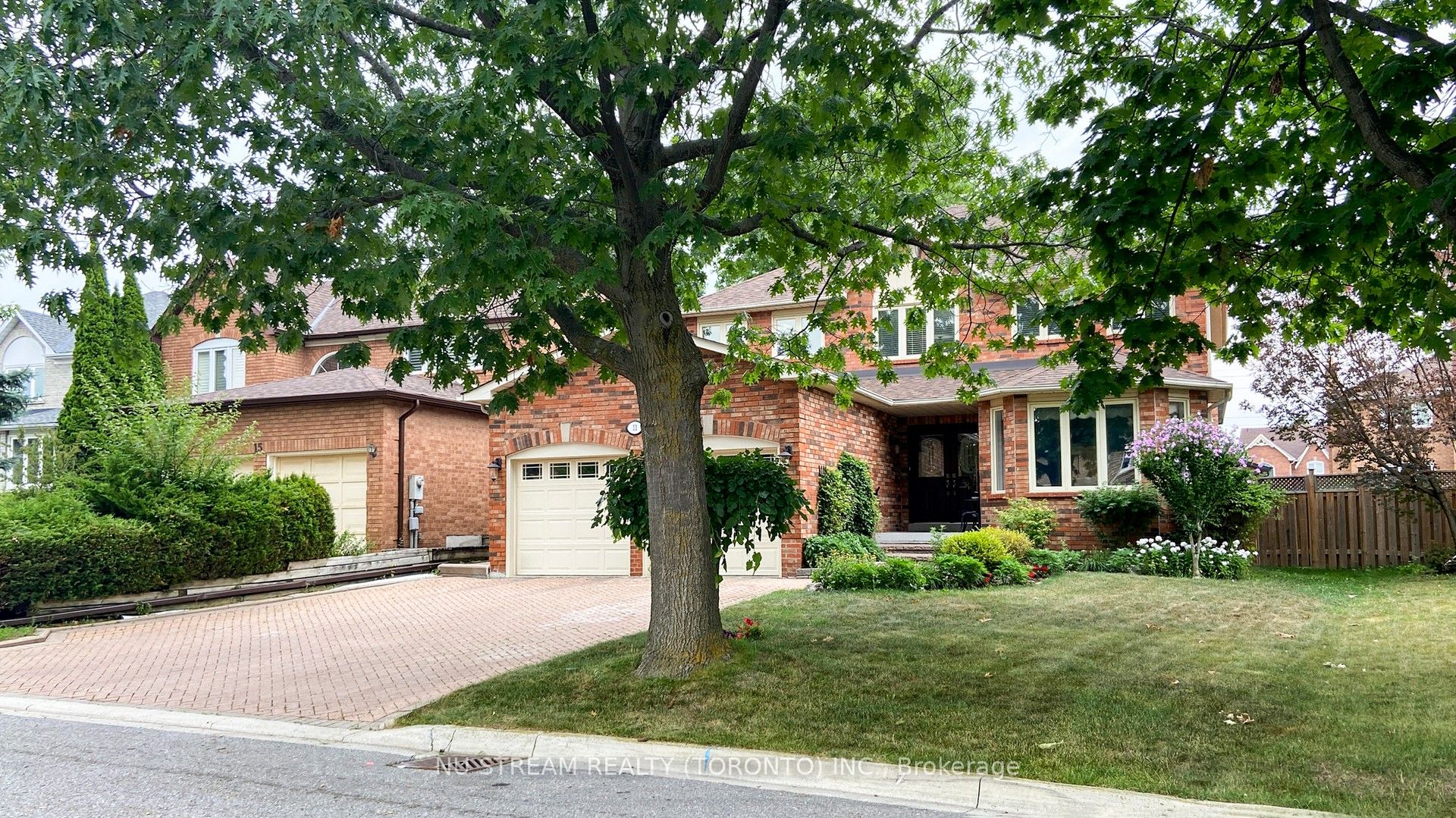 11 Quantz Court Property Photo 1