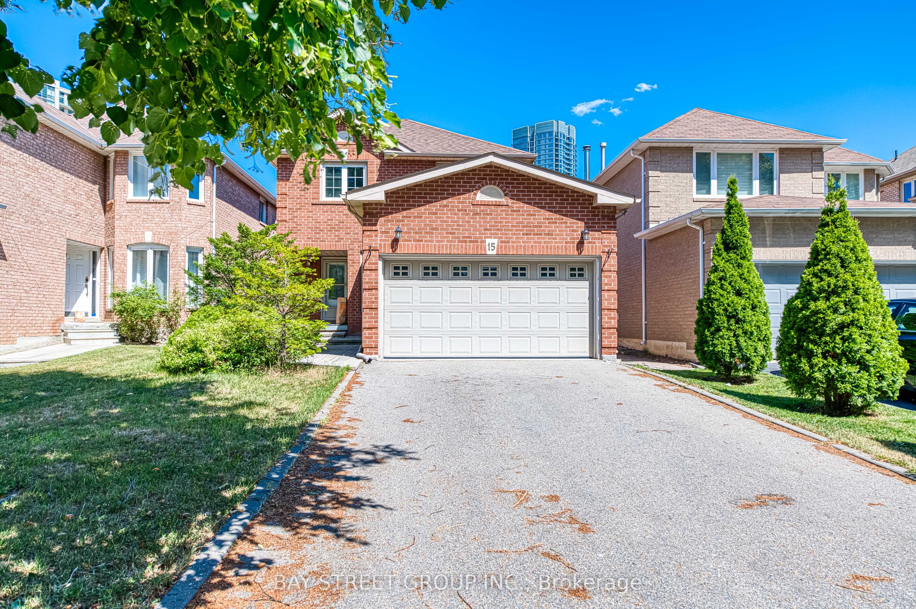 15 Glenbury Dr Property Photo 1