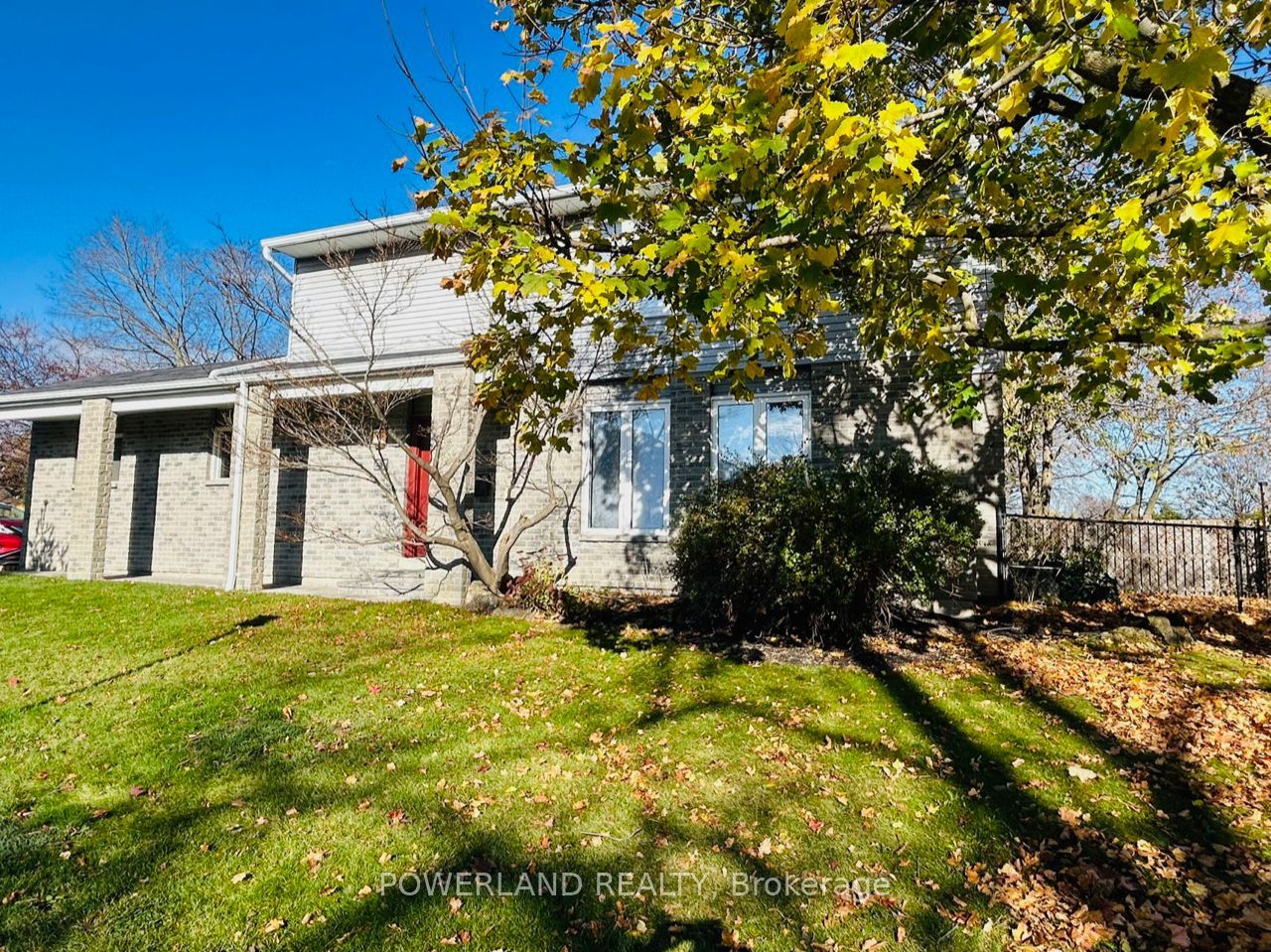 57 Sandusky Cres Property Photo 1