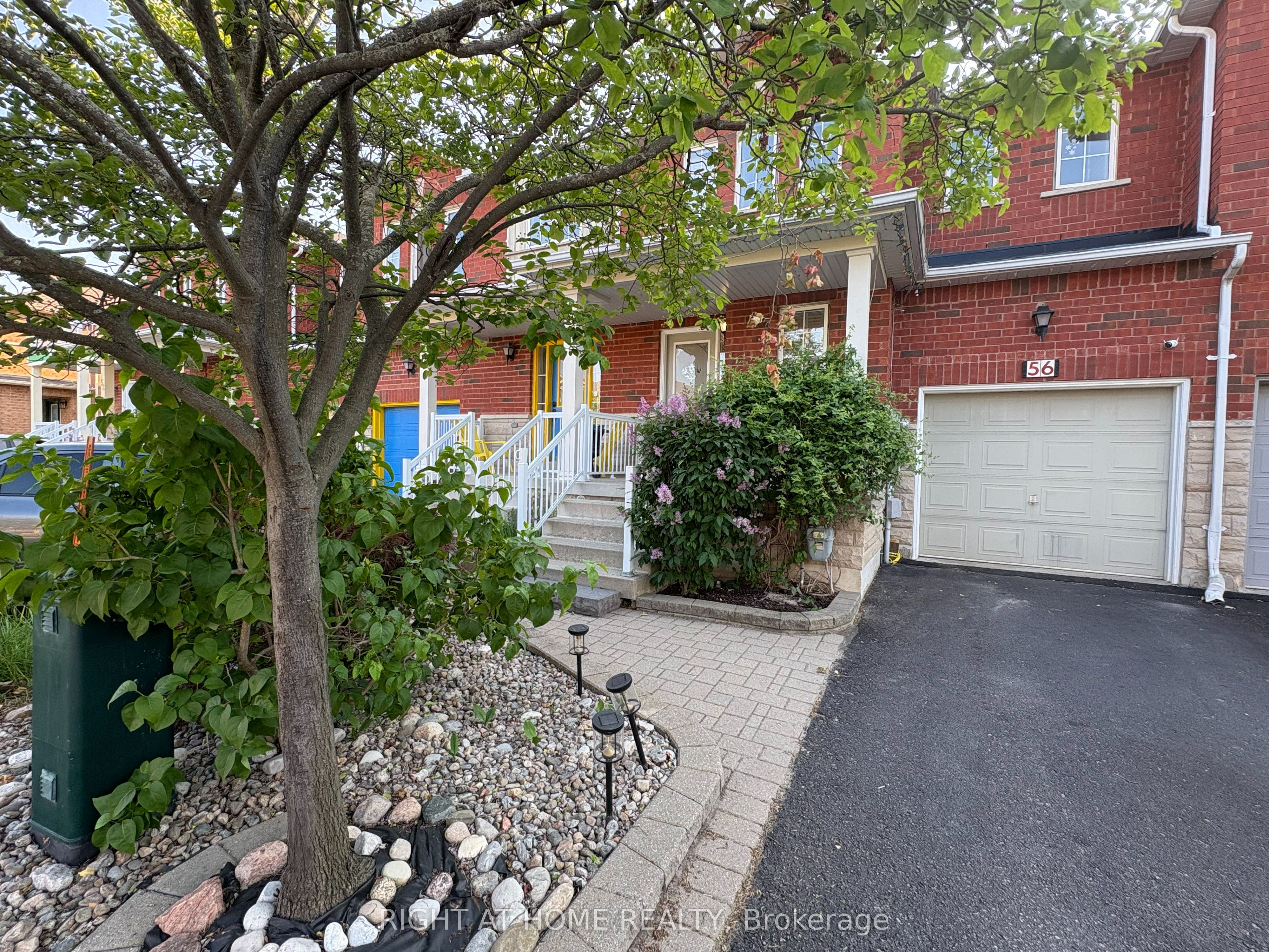 56 Briarcrest Dr Property Photo 1