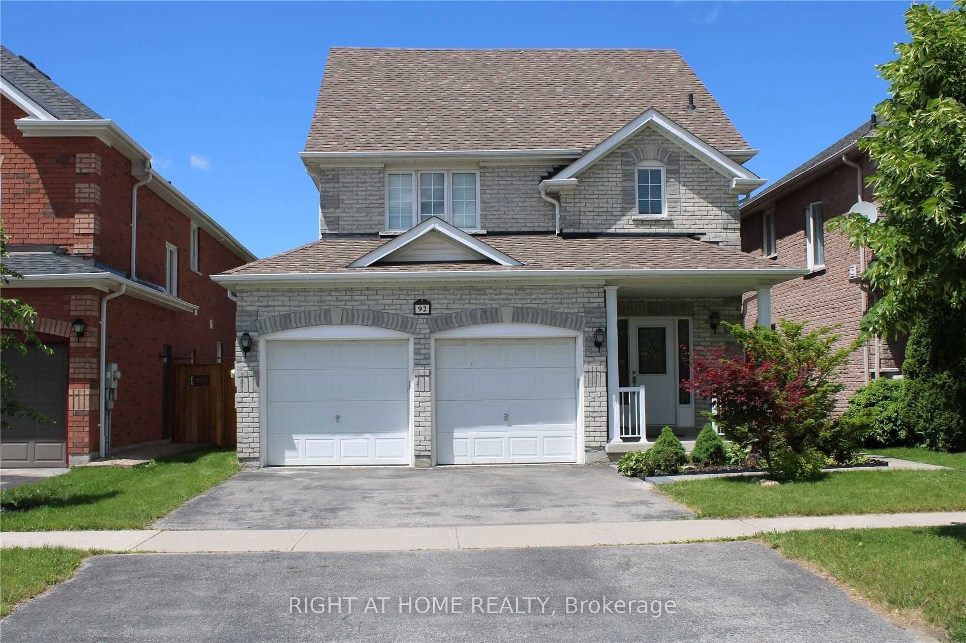 92 Richmond Park Dr Property Photo 1
