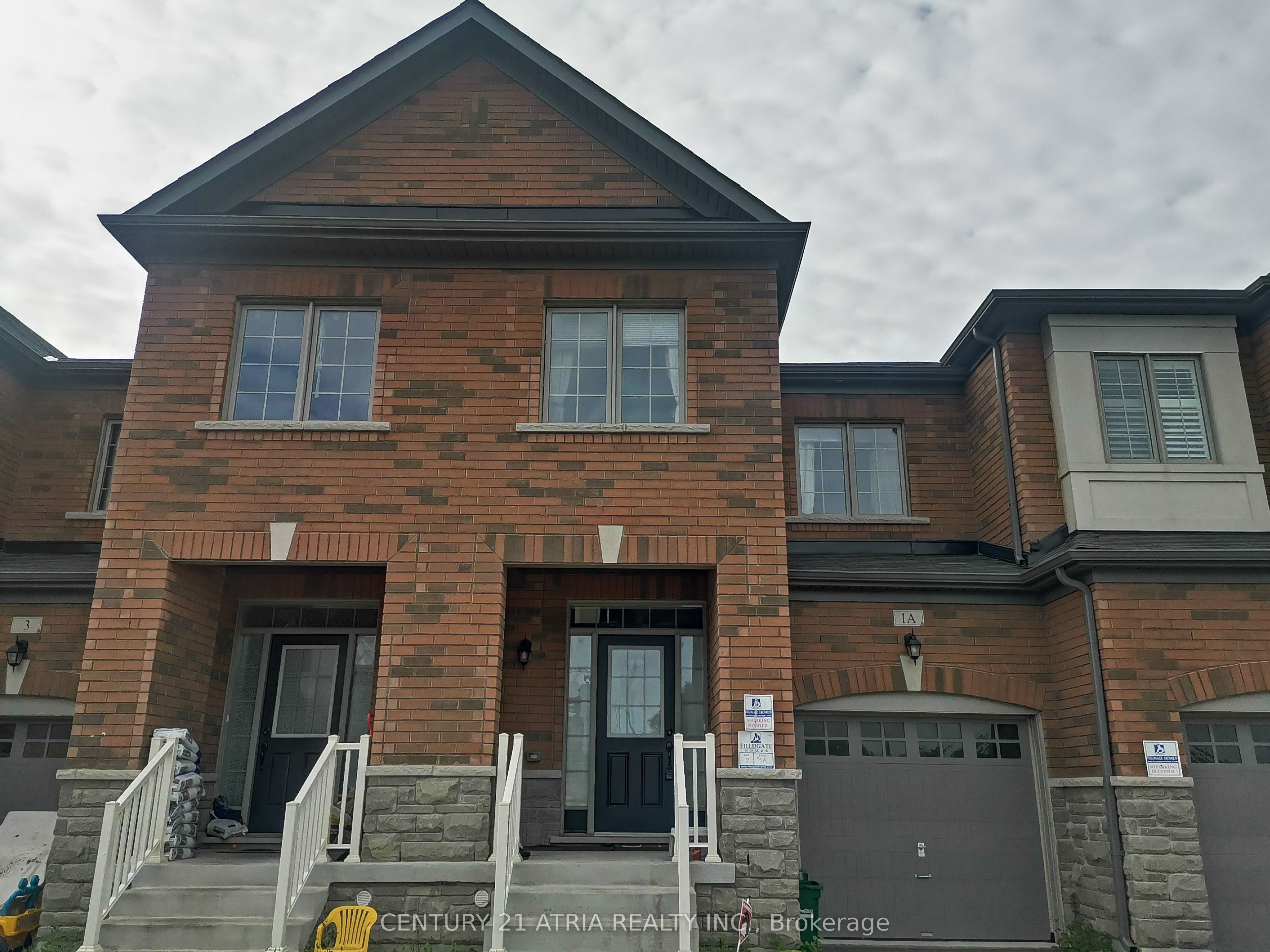 1 A Paper Mills Cres Property Photo 1