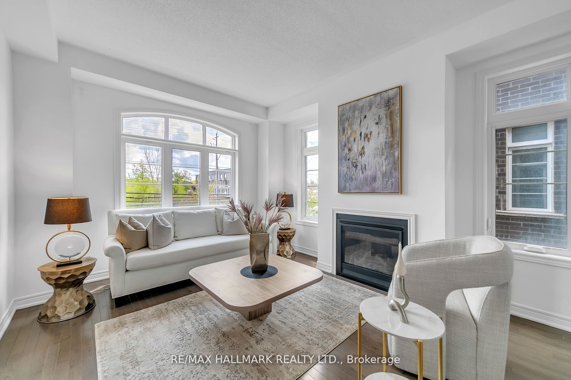 284 King Road Property Photo 1