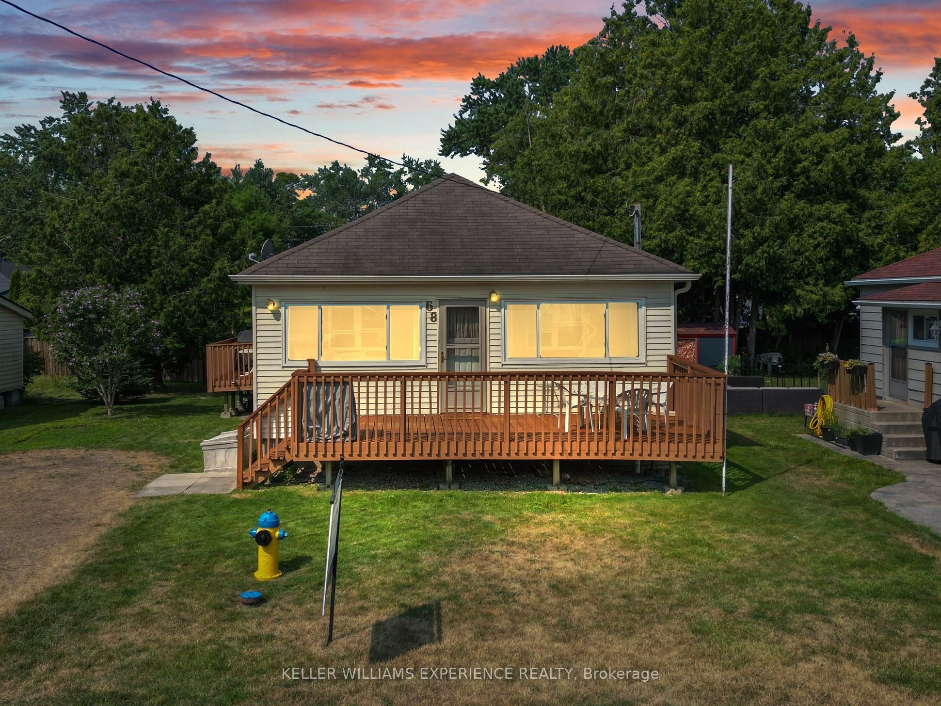 68 De La Salle Boulevard Property Photo 1