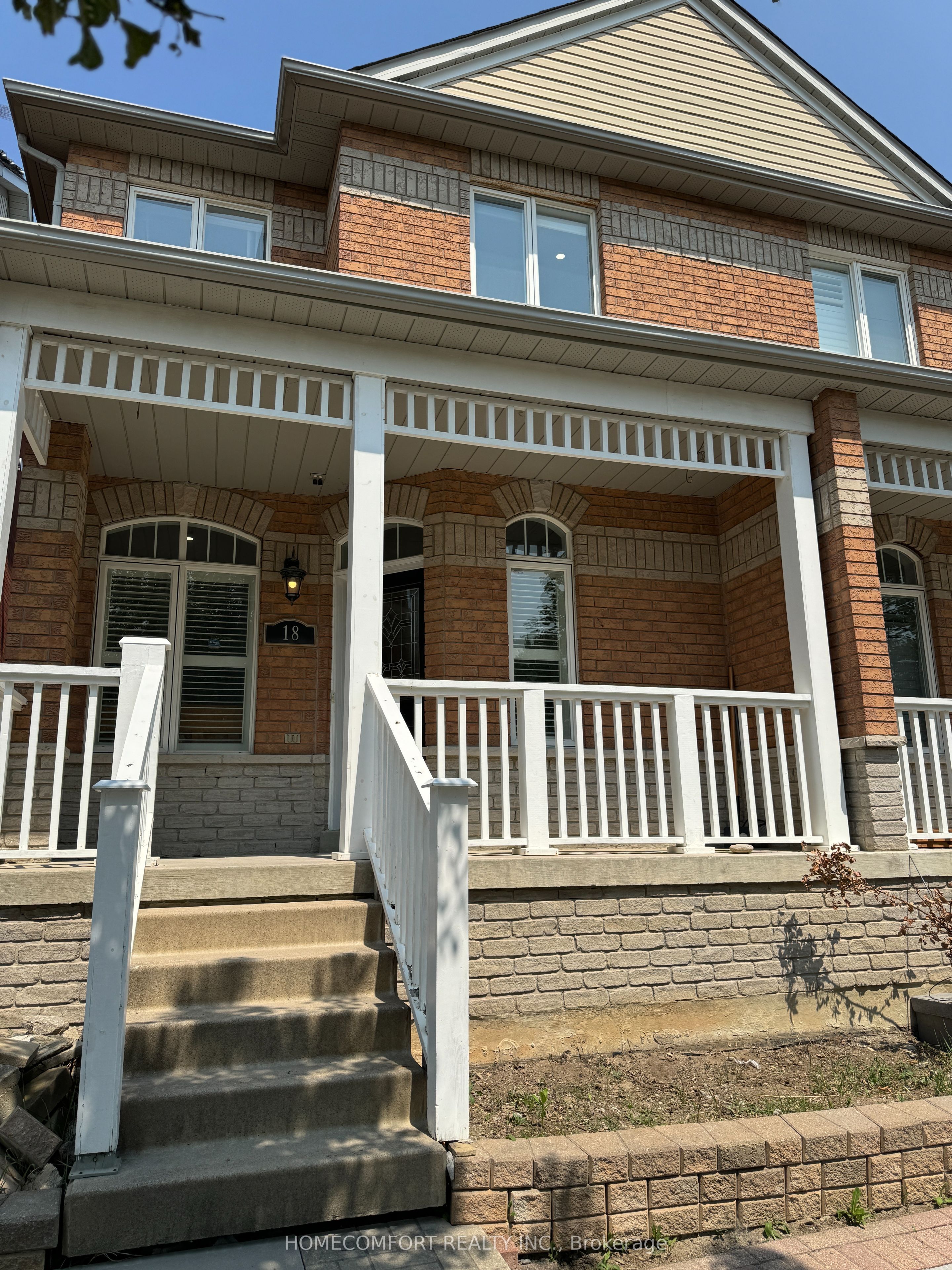 18 Glendennan Avenue Property Photo 1
