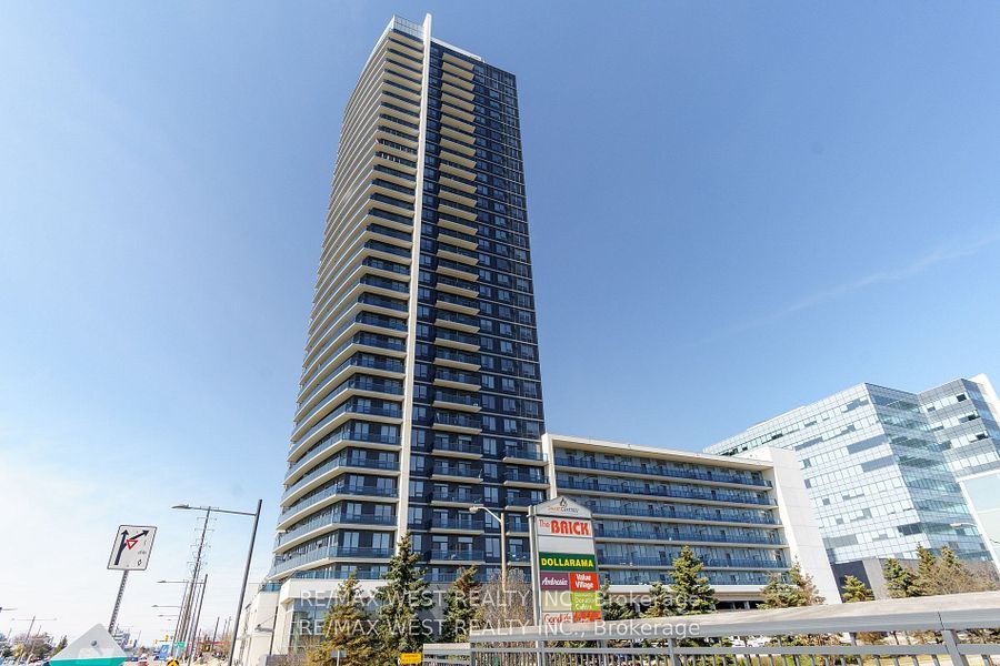 3600 Highway 7 Property Photo 1