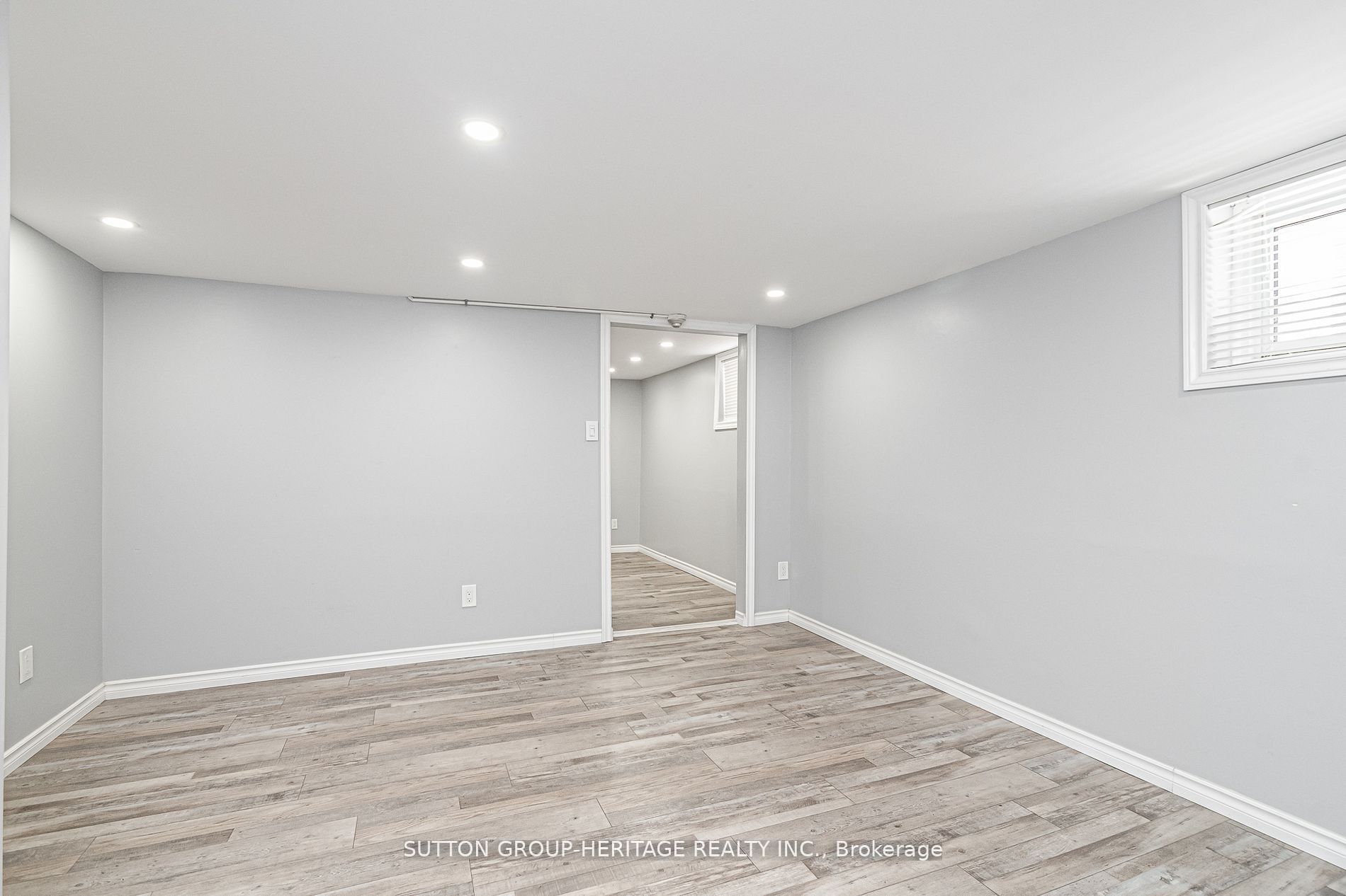 61 Main Street S Property Photo 12