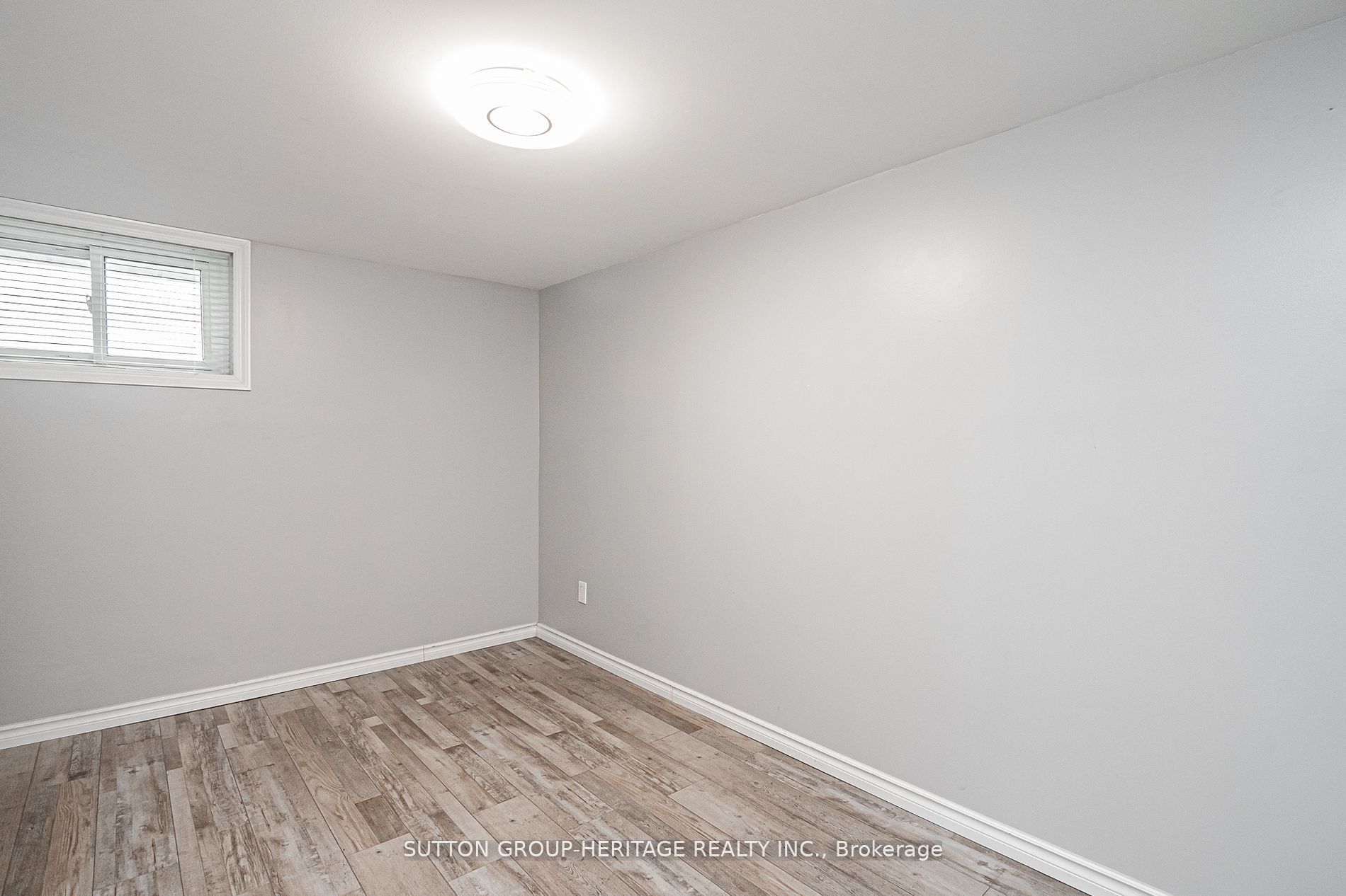 61 Main Street S Property Photo 16