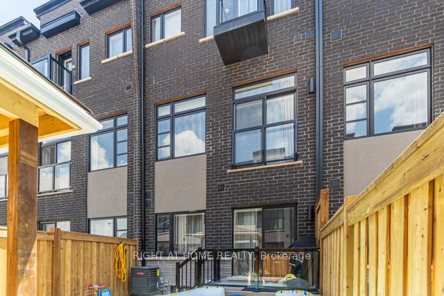 12 Laskin Drive Property Photo 5