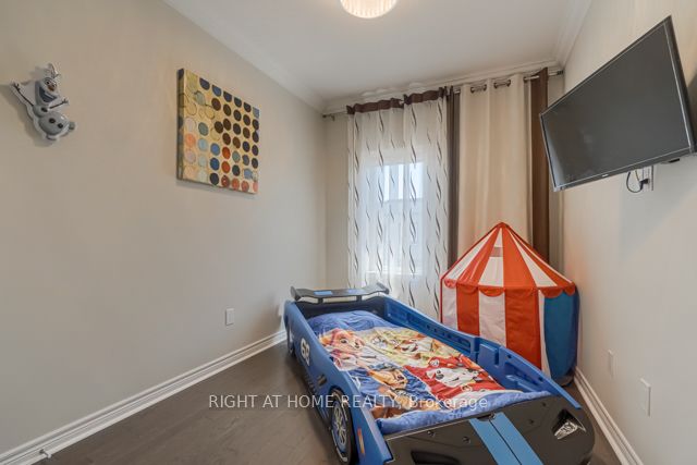 12 Laskin Drive Property Photo 22