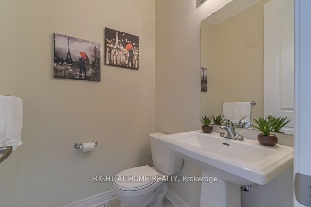 12 Laskin Drive Property Photo 33