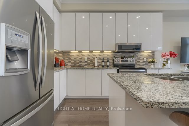 12 Laskin Drive Property Photo 38