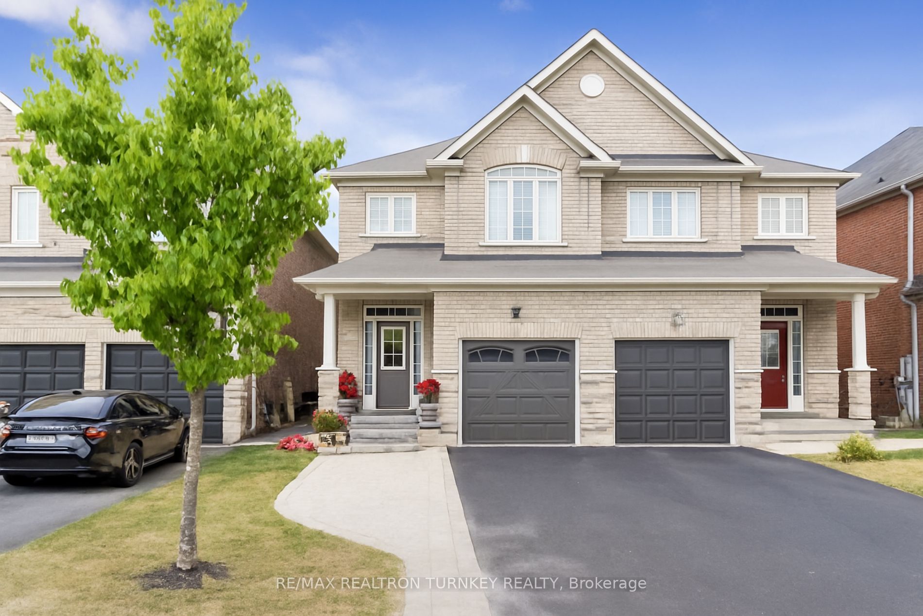 88 Donald Stewart Crescent Property Photo 1