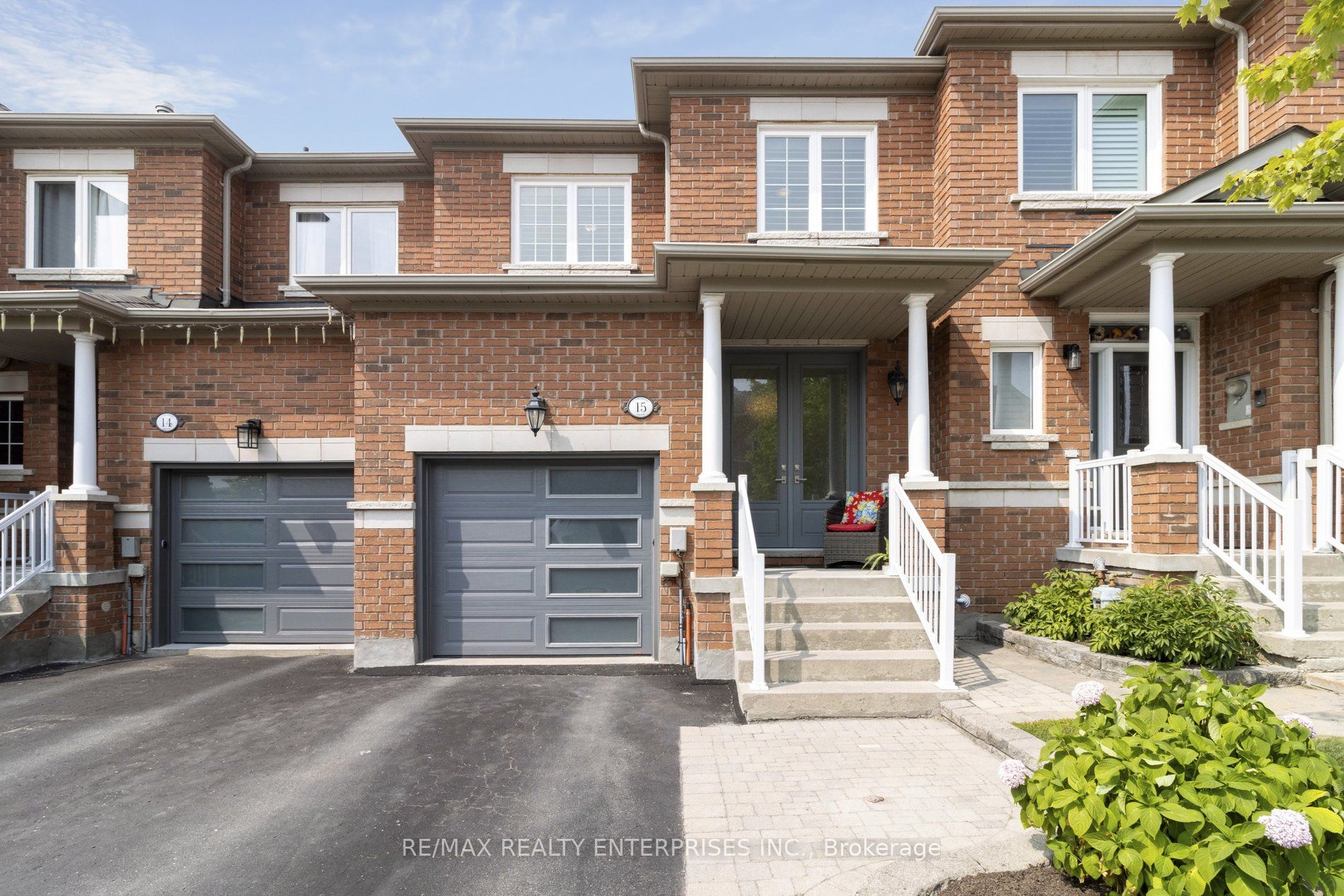8 Townwood Drive 15 Property Photo 1