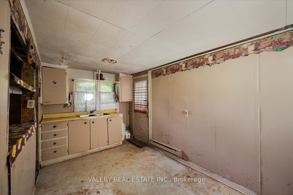 3 Metropolitan Crescent Property Photo 16