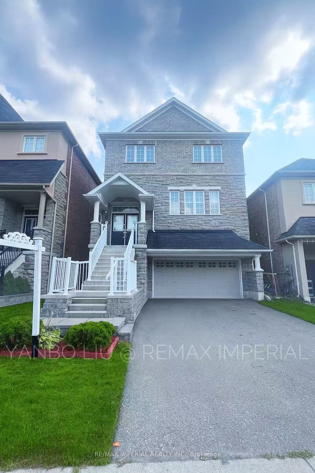 155 Art West Avenue Property Photo 1