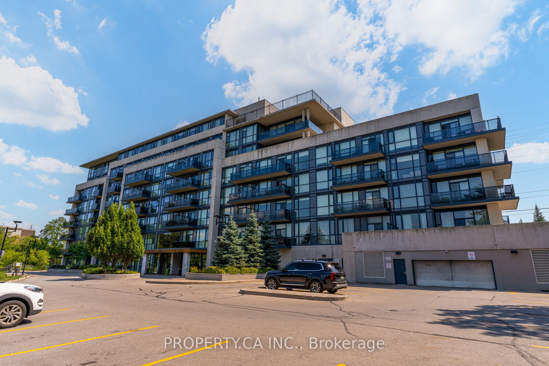 4700 Highway 7 Property Photo 1