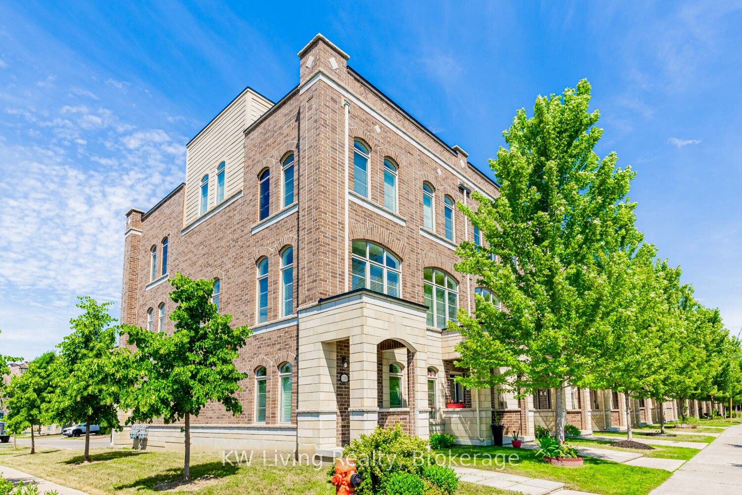 12508 Ninth Line Property Photo 2