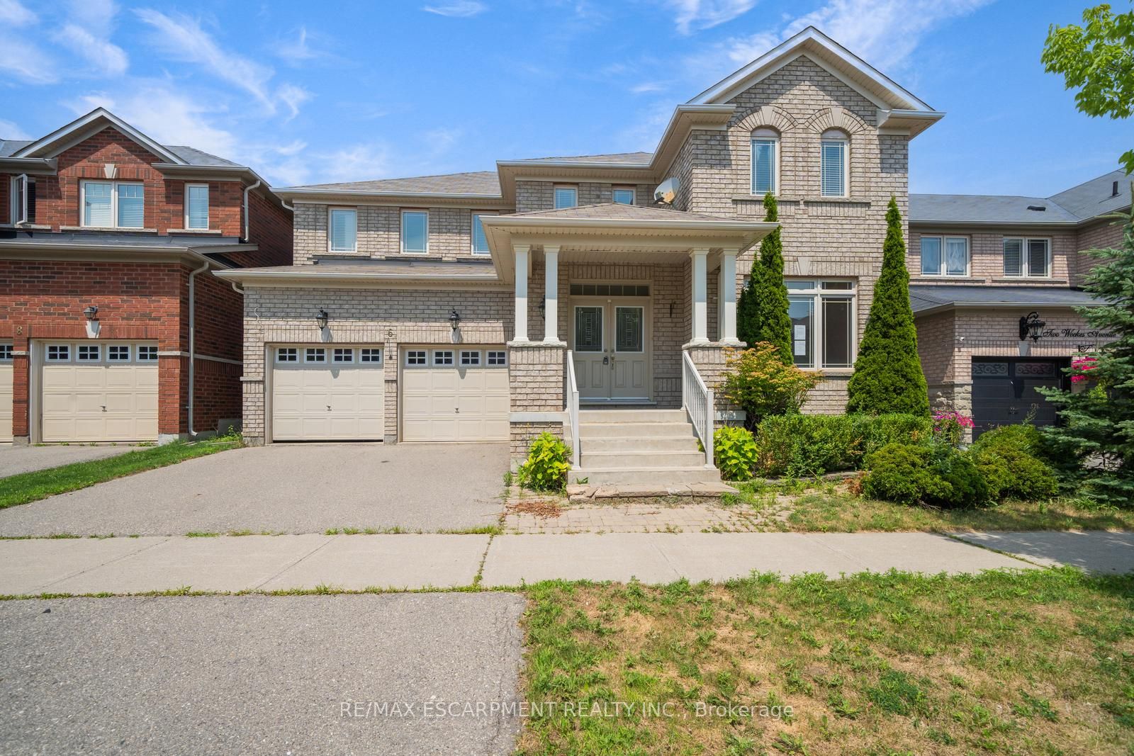 6 Weekes Avenue Property Photo 1