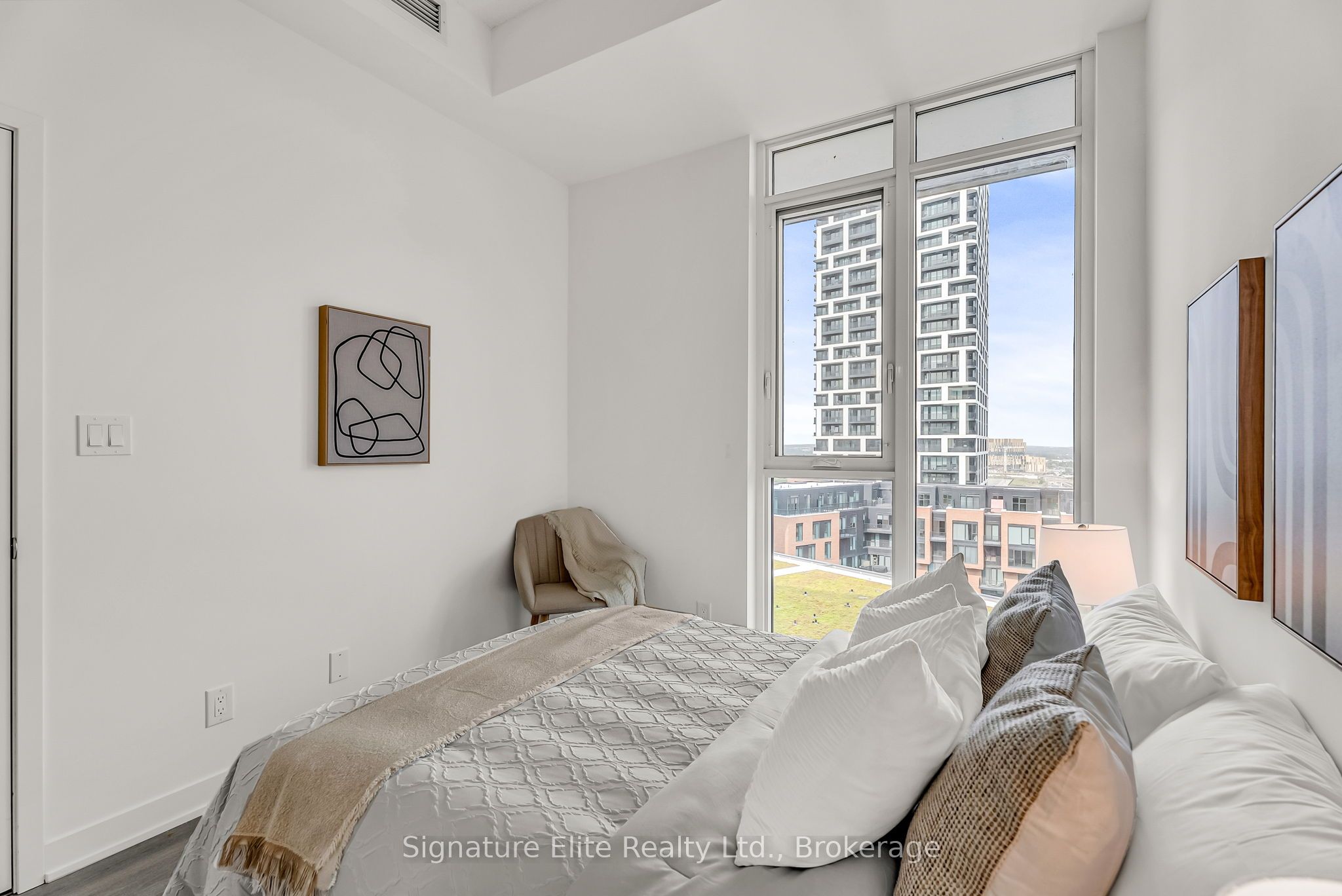 8119 Birchmount Road 1429 Property Photo 15