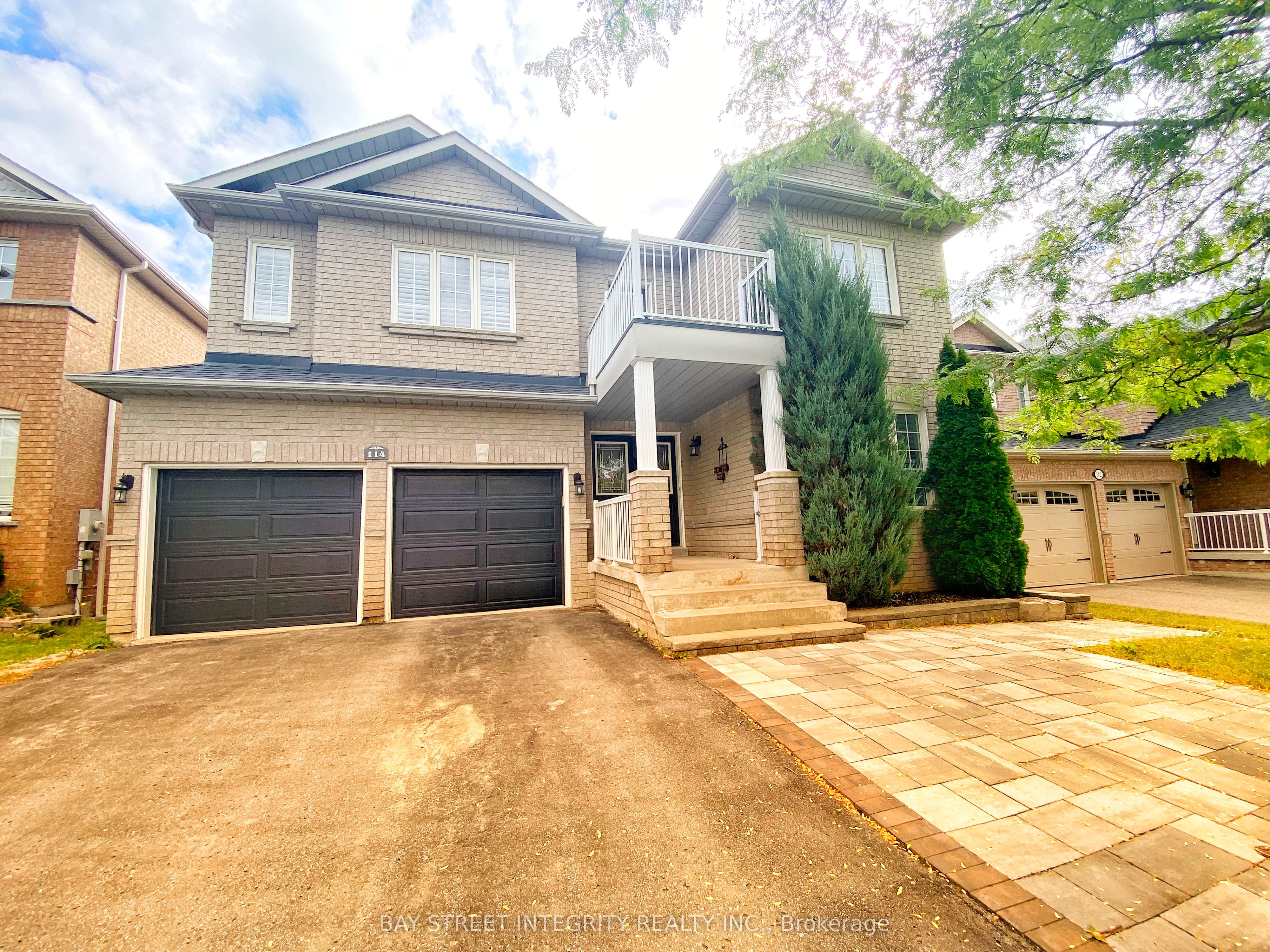 114 Red River Cres Property Photo 1