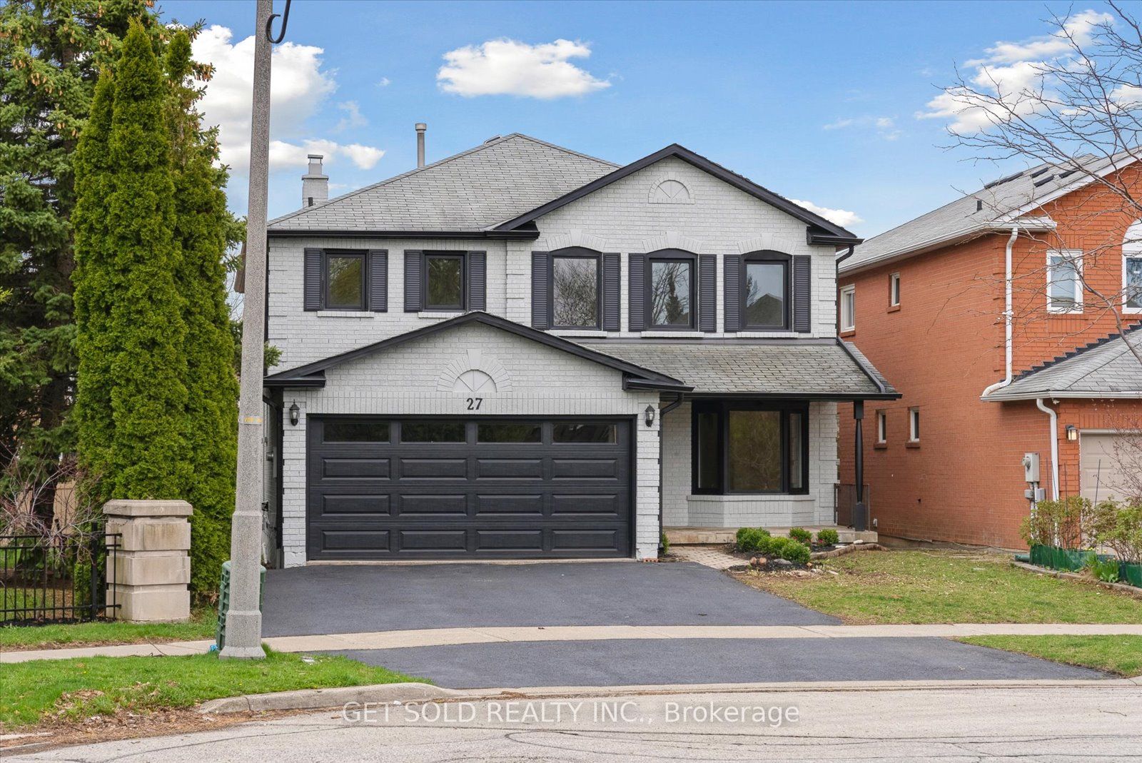 27 Edenbridge Drive Property Photo 1