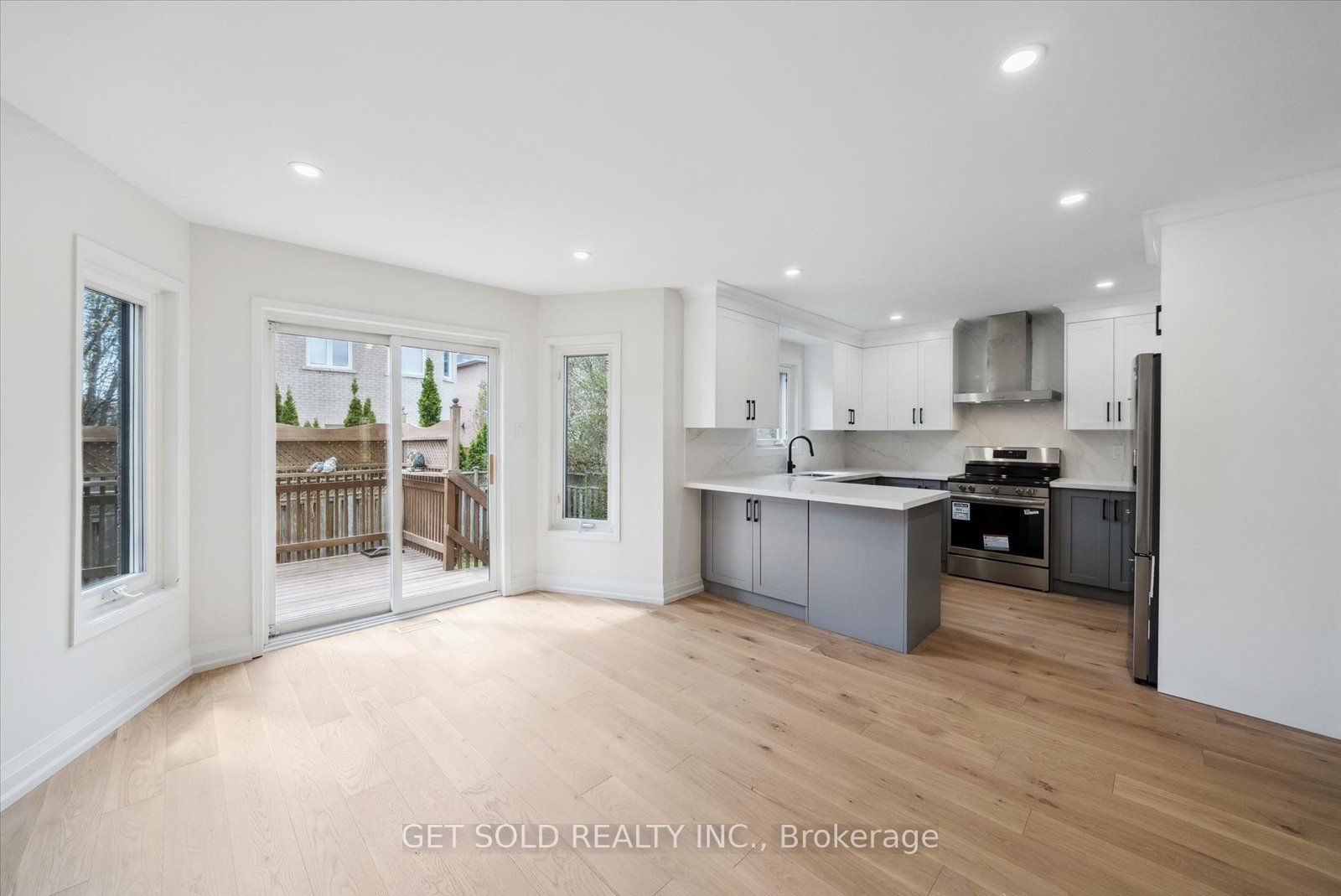 27 Edenbridge Drive Property Photo 14