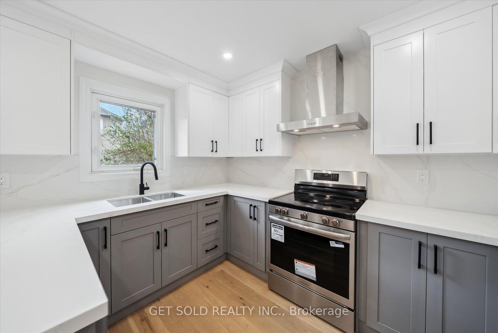 27 Edenbridge Drive Property Photo 19
