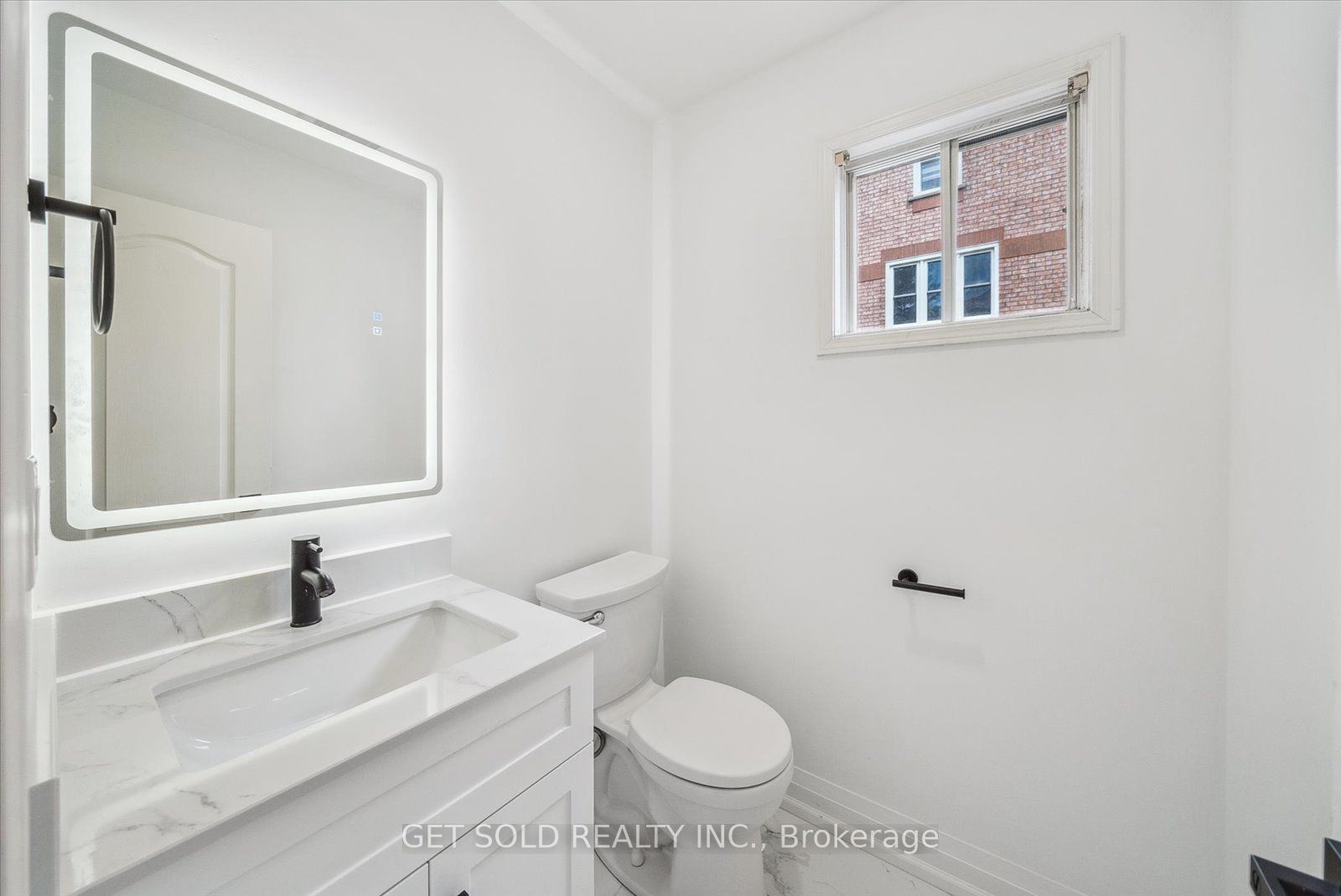 27 Edenbridge Drive Property Photo 22