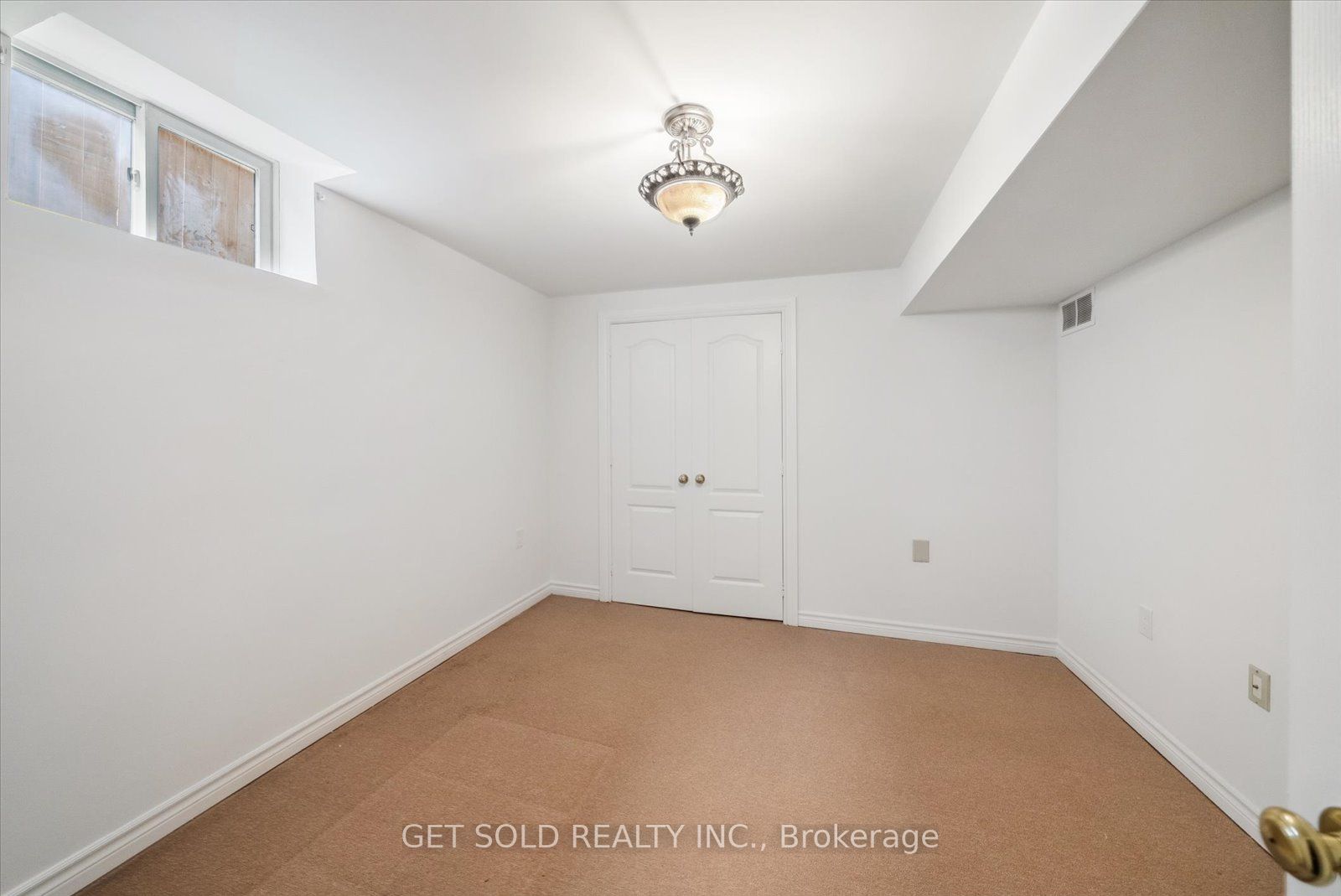 27 Edenbridge Drive Property Photo 43