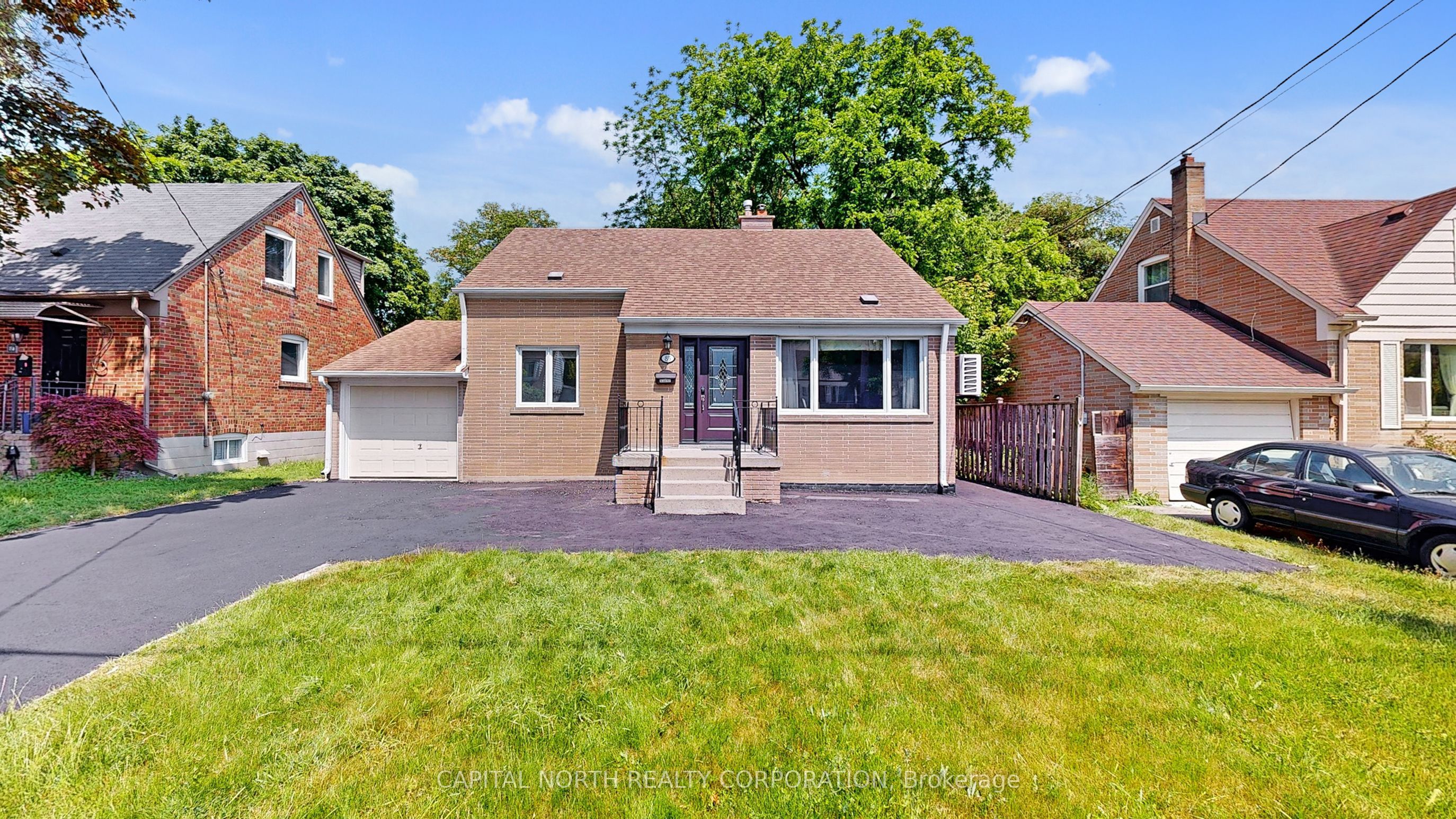 85 Lawrence Avenue Property Photo 1