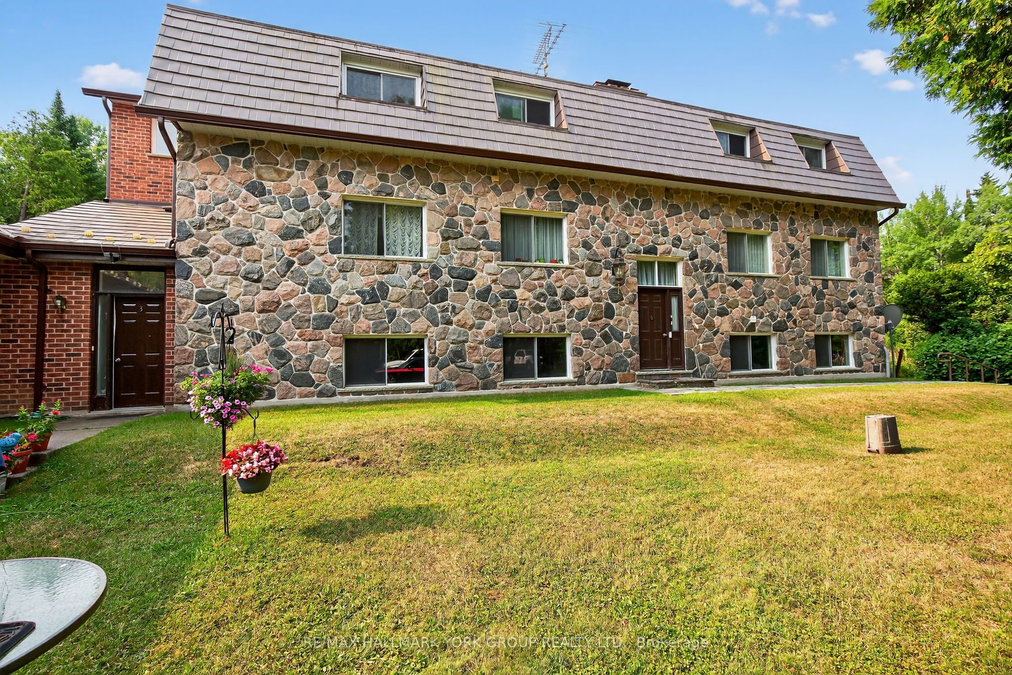 Picture of 245 Davis Drive