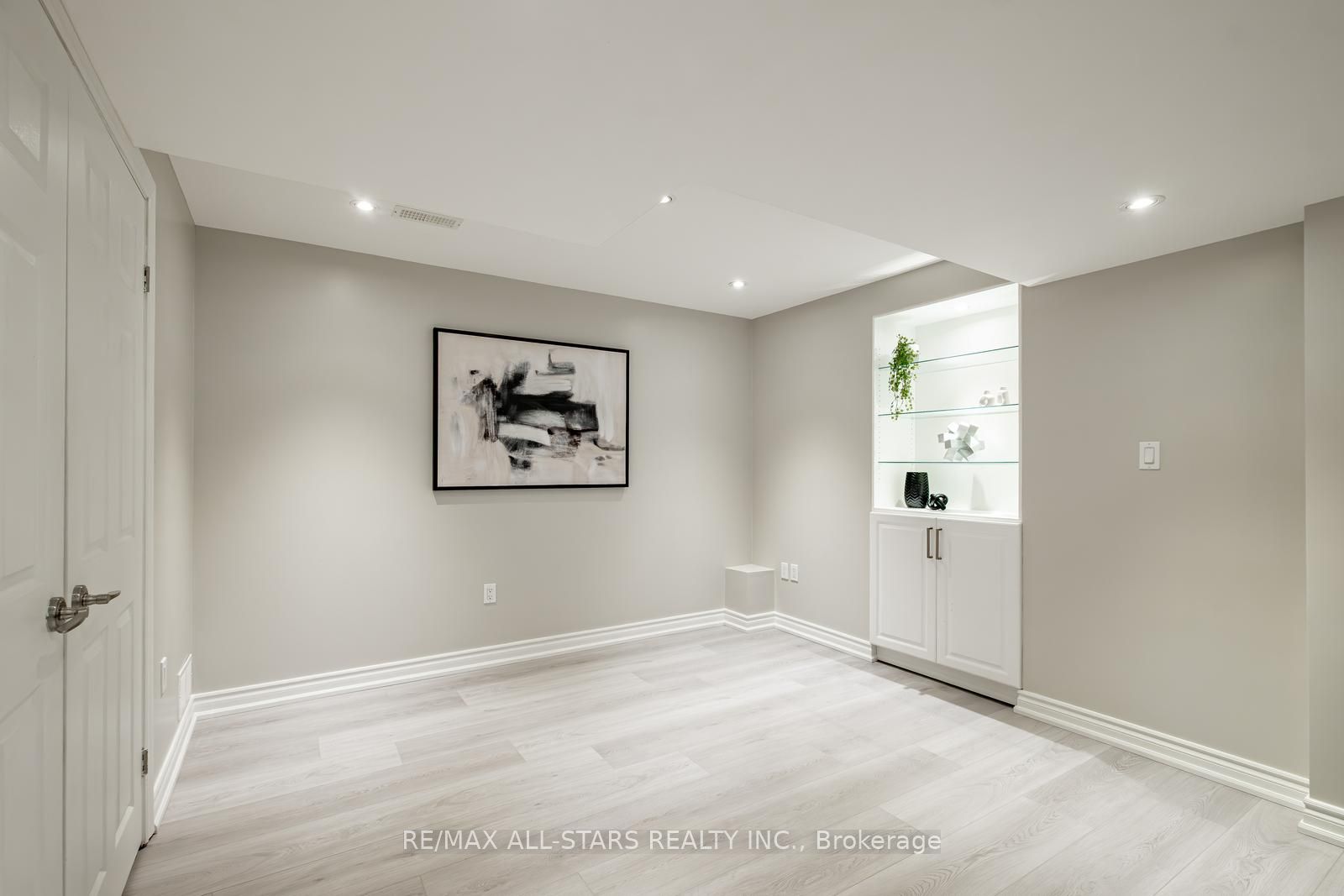 225 Delbert Circle Property Photo 36