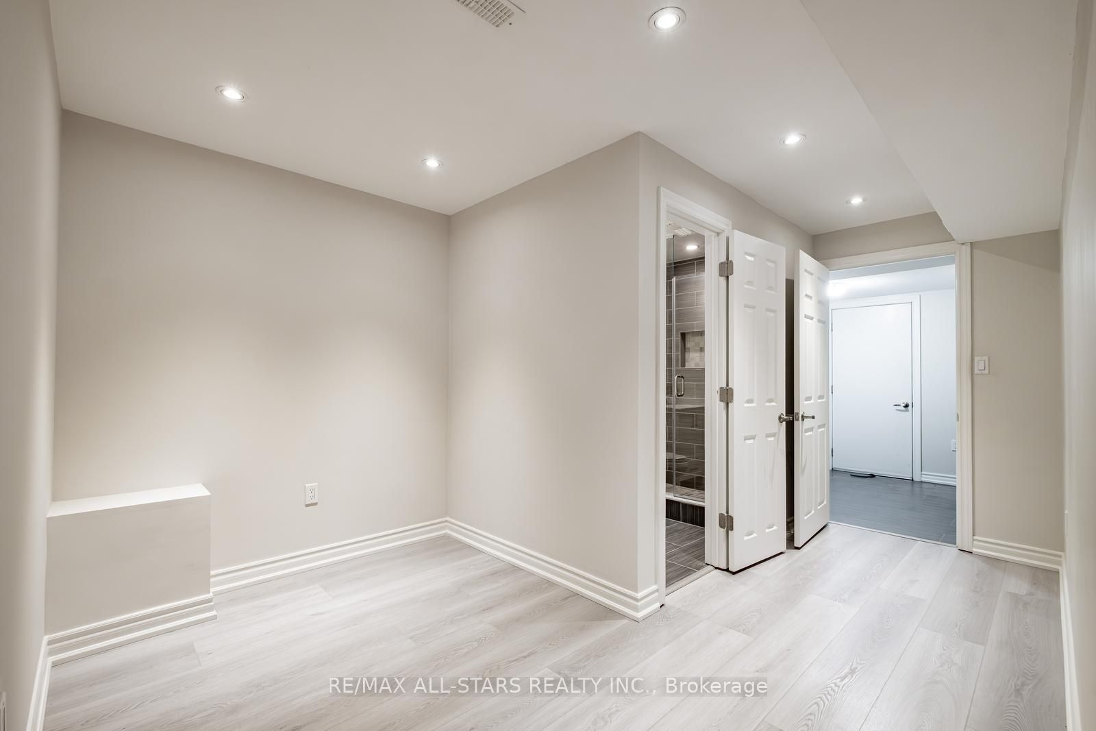 225 Delbert Circle Property Photo 38