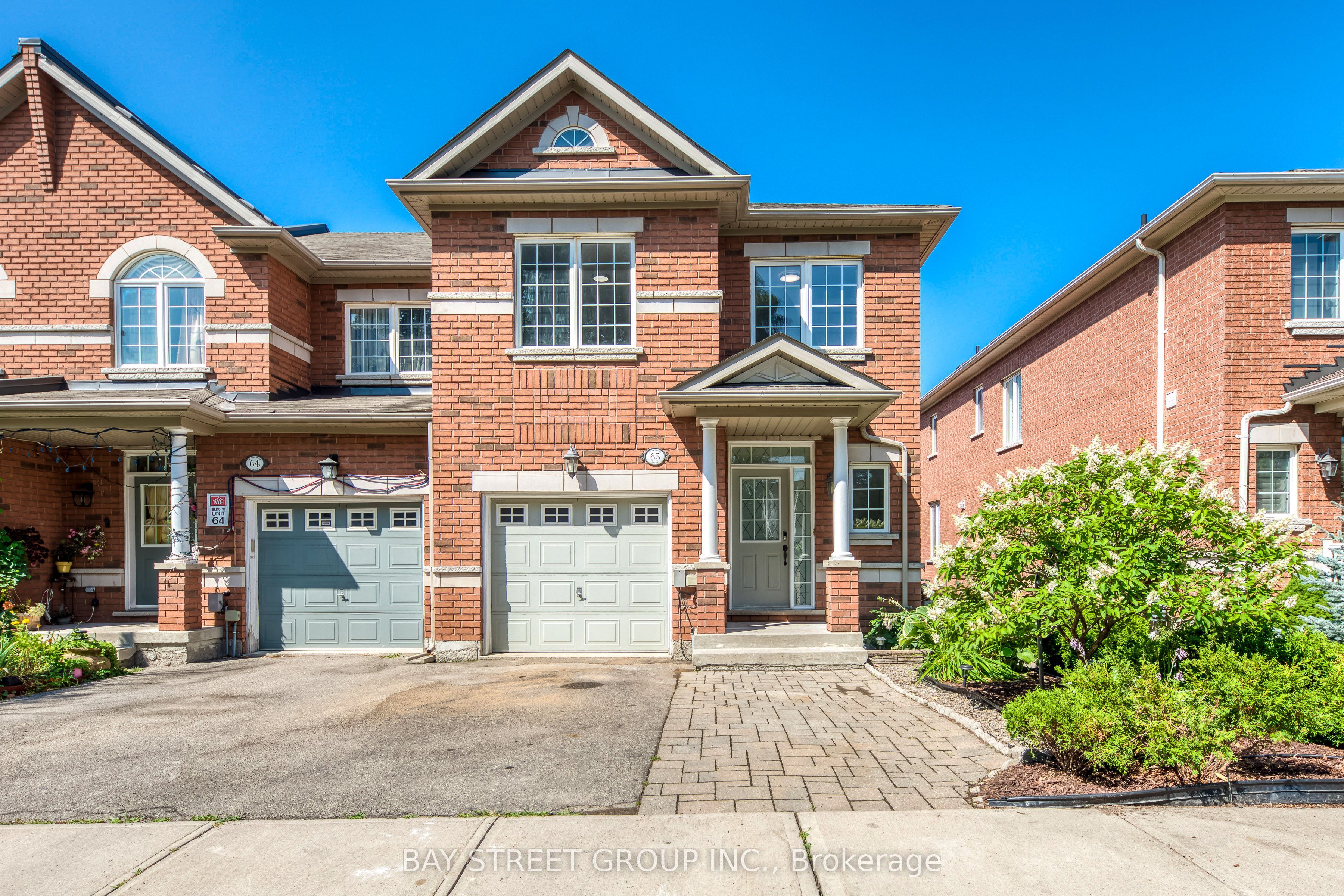 8 Townwood Dr Property Photo 1