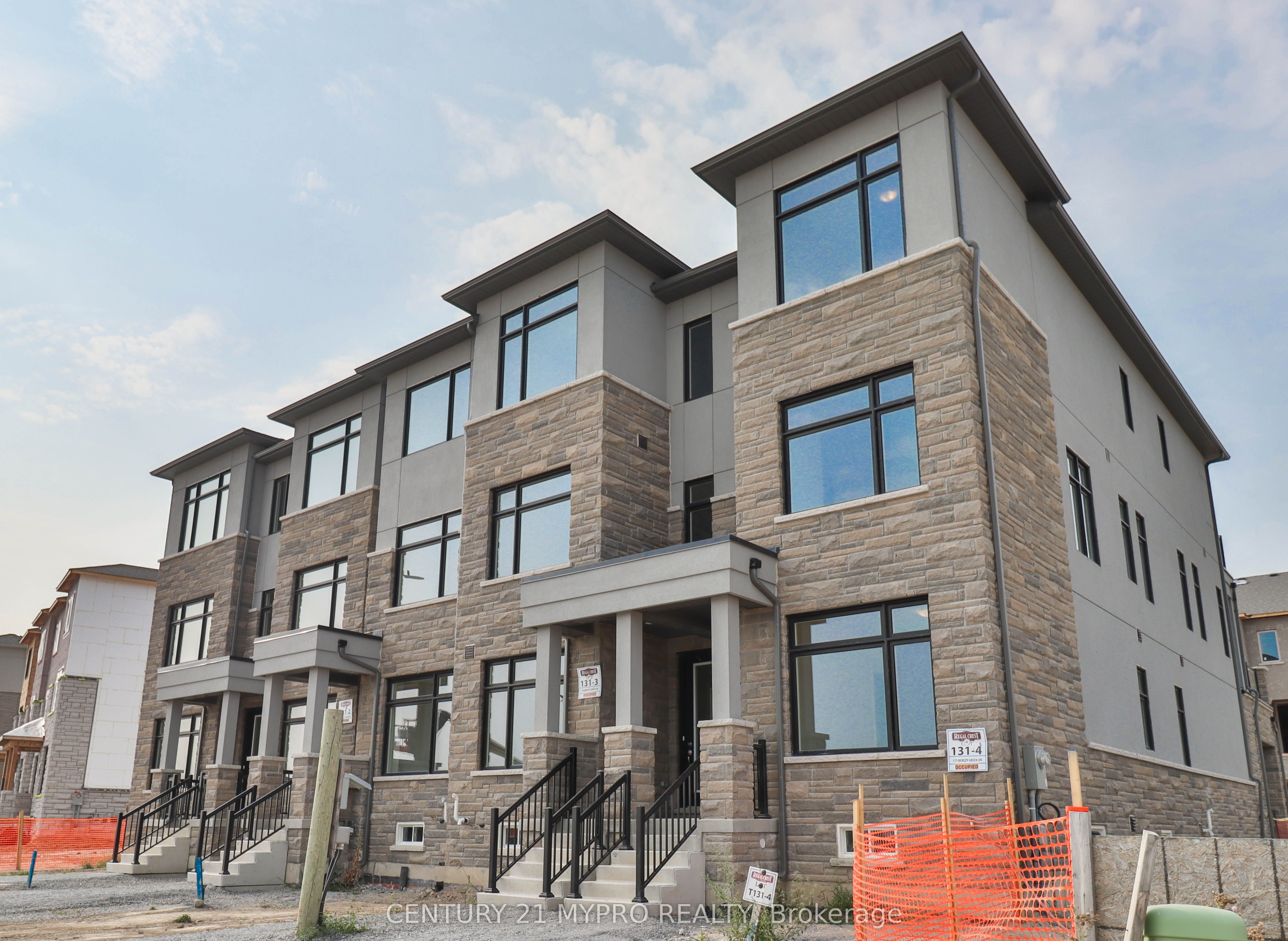 177 Berczy Green Drive Property Photo 1