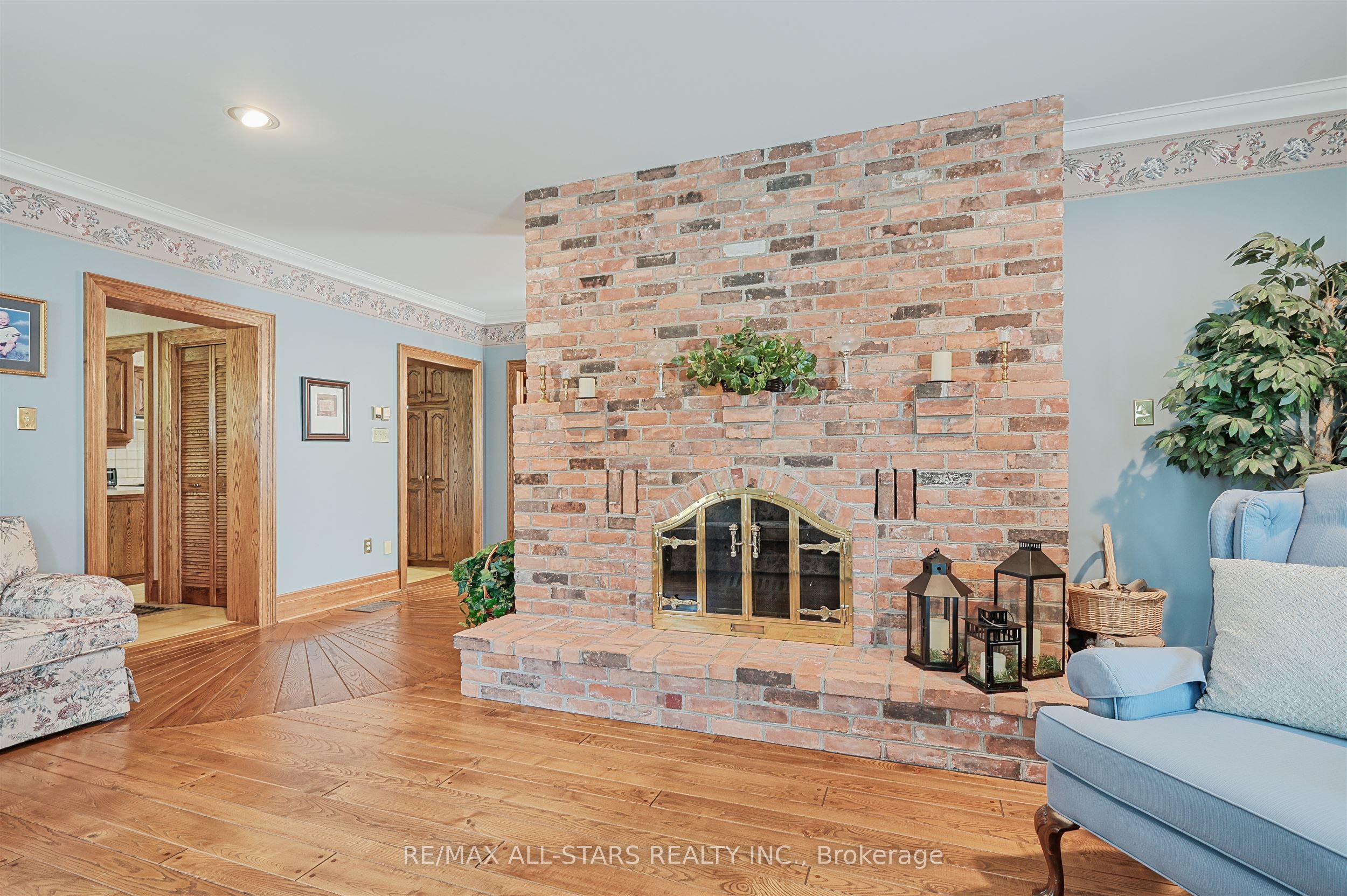 275 Webb Road Property Photo 8