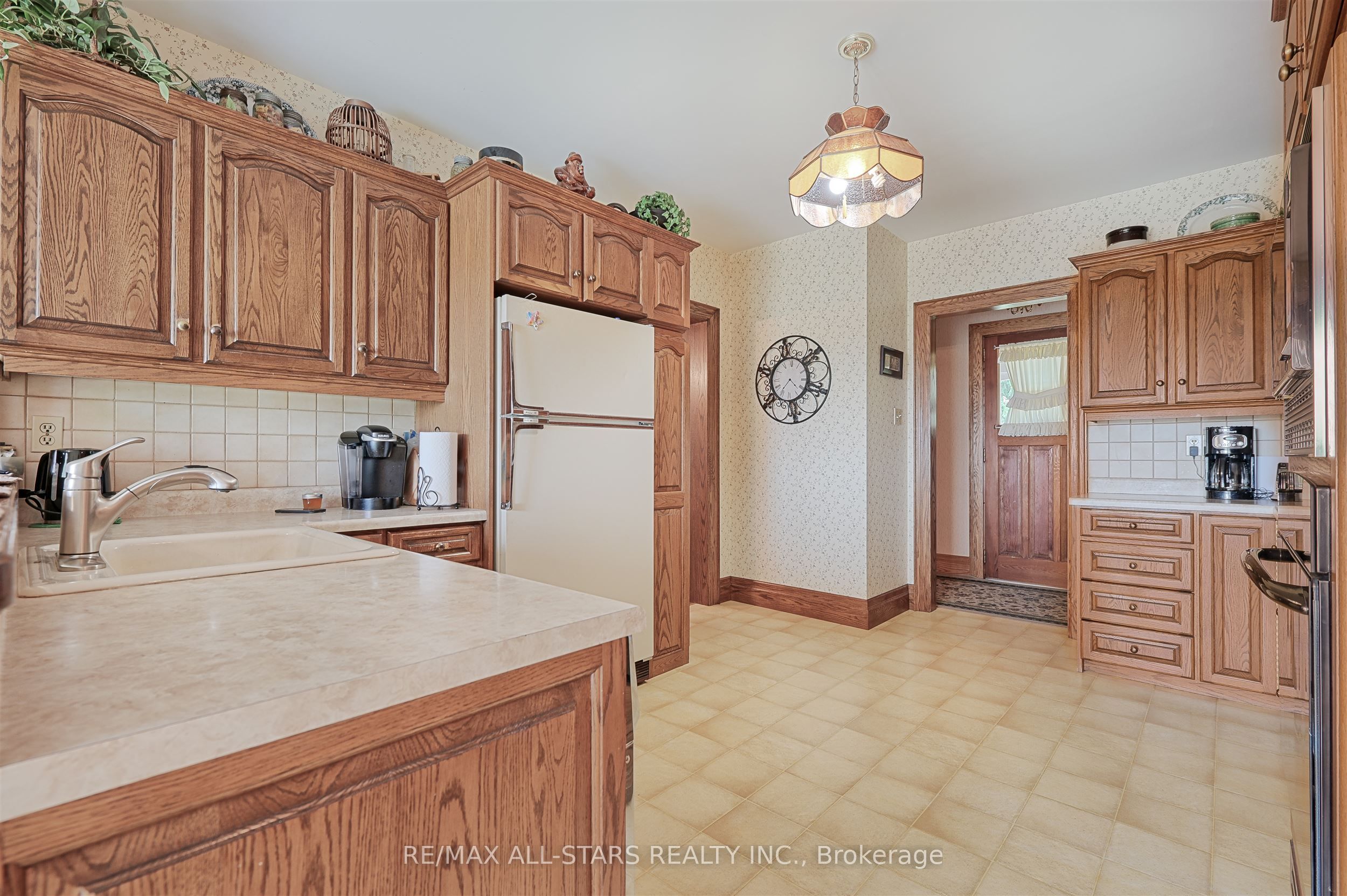 275 Webb Road Property Photo 14