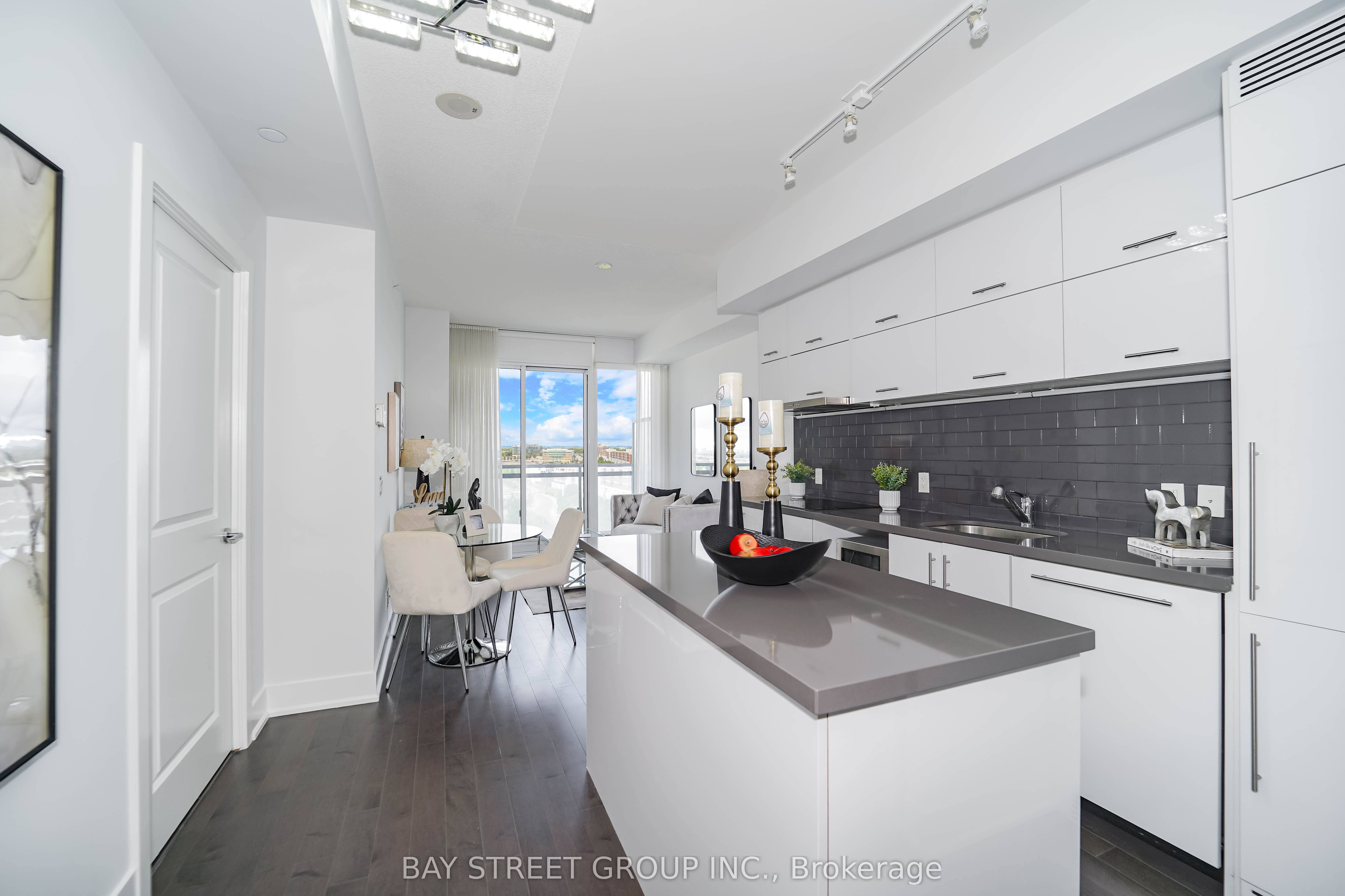 8081 Birchmount Road 909 Property Photo 13