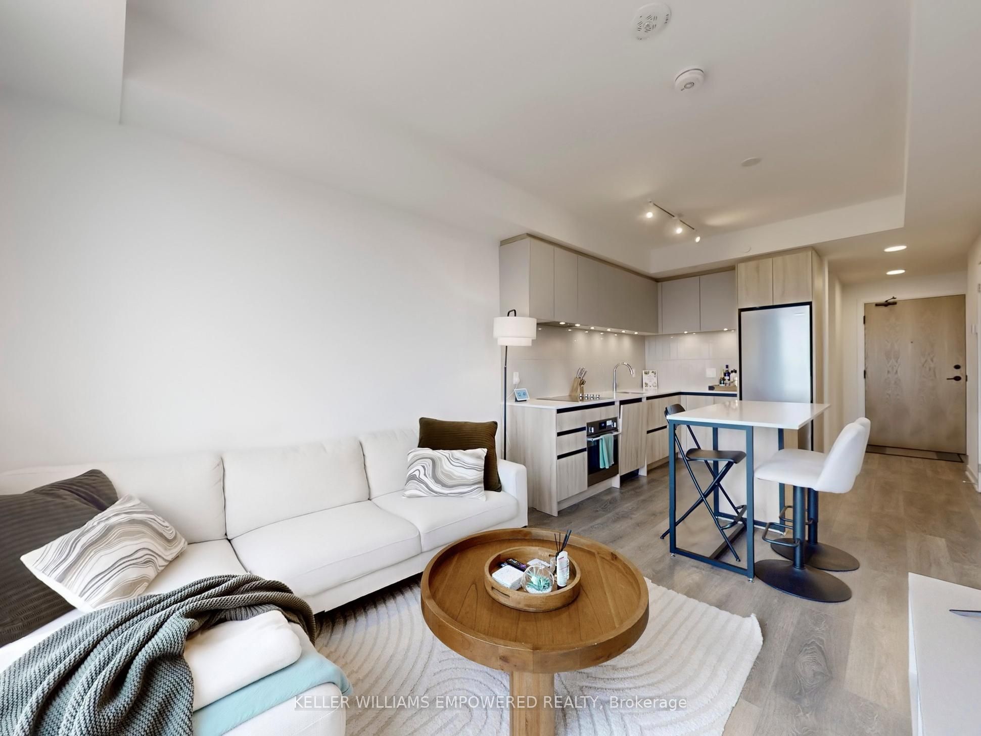 7950 Bathurst Street 1106 Property Photo 11