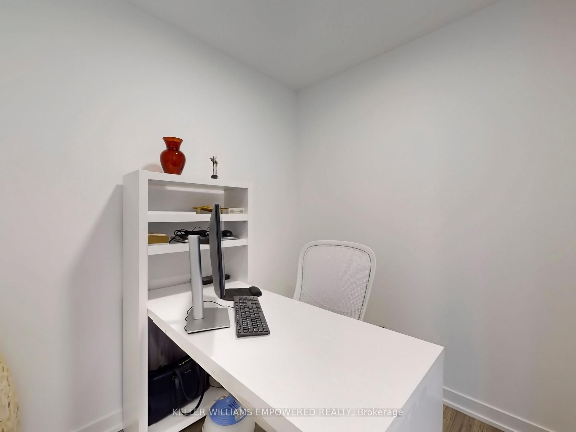 7950 Bathurst Street 1106 Property Photo 13